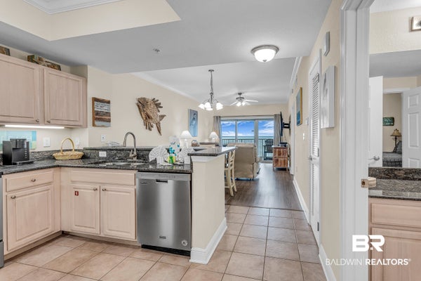 1010 W BEACH BLVD, GULF SHORES, AL 36542 - Image de1b0f3a2c6123fa7dc5c8419a792dfe/141868987