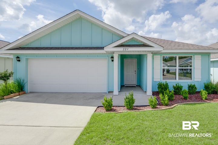 Photo 1 of 32 — 224 Burnston Way, Foley, AL 36535