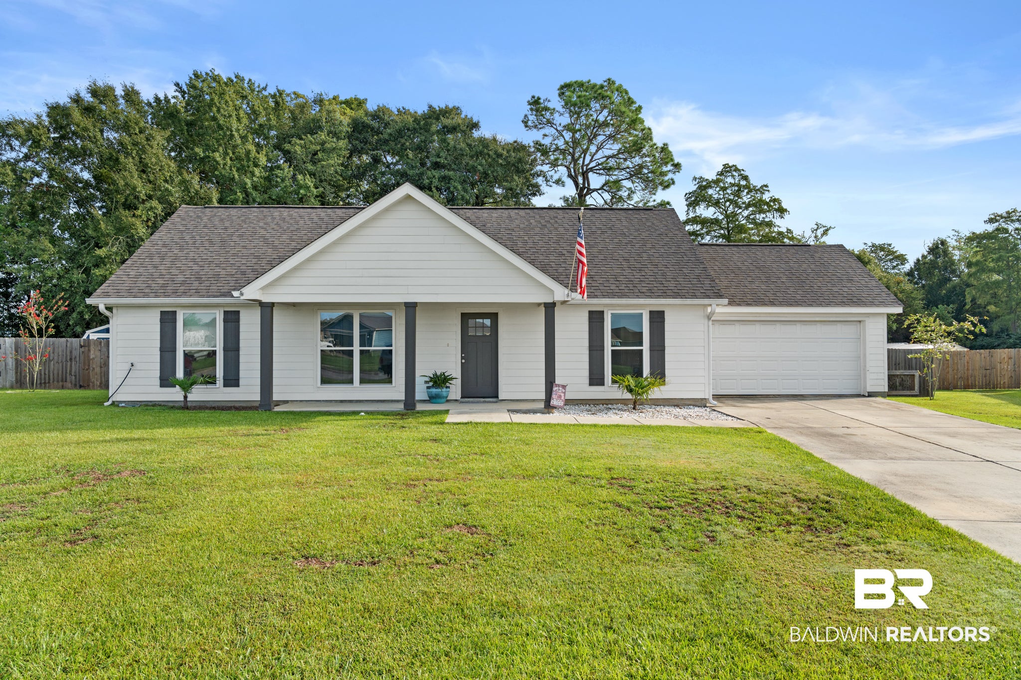 228 Lakefront Circle