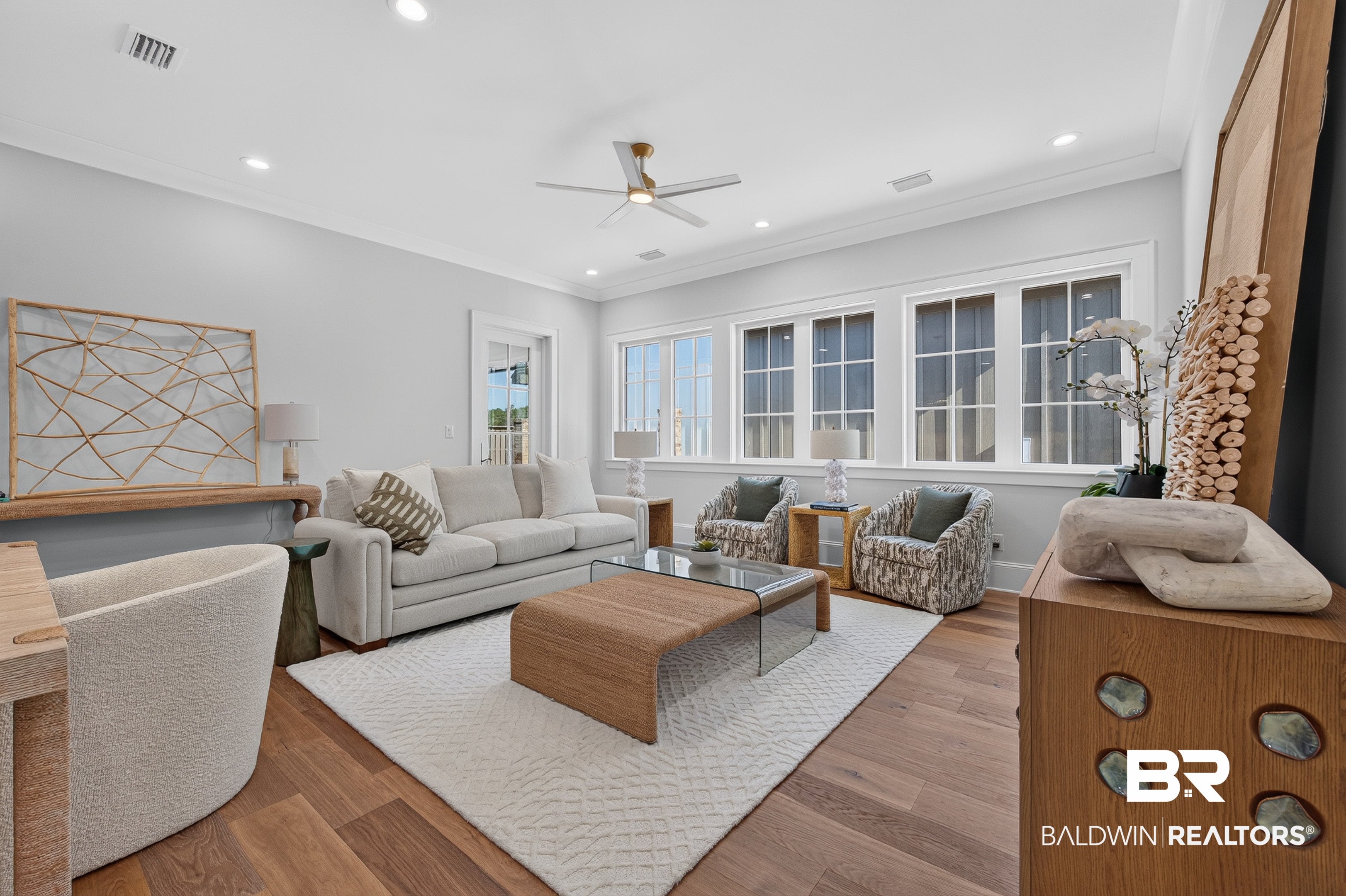 841 Inlet Circle