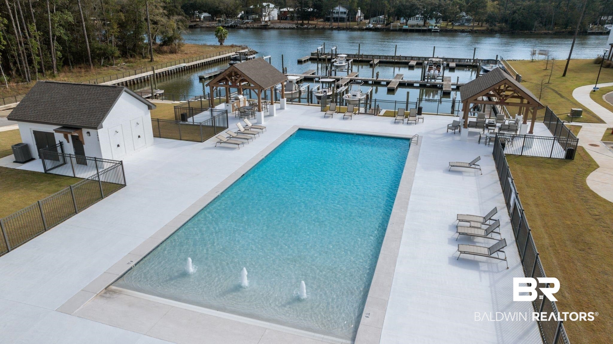 841 Inlet Circle