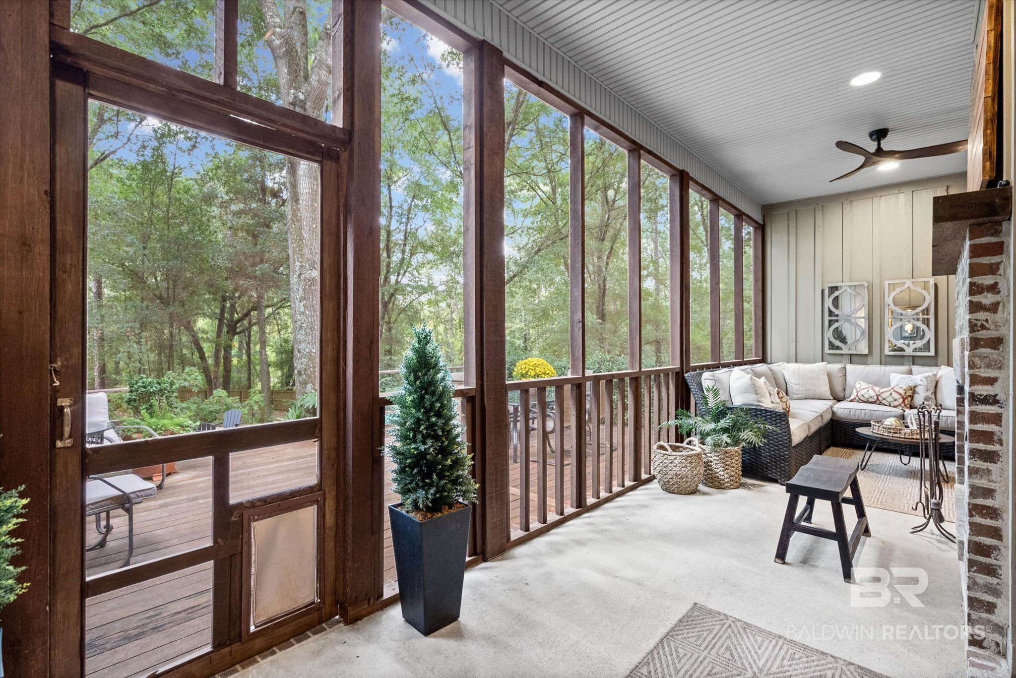103 Wedgewood Cir