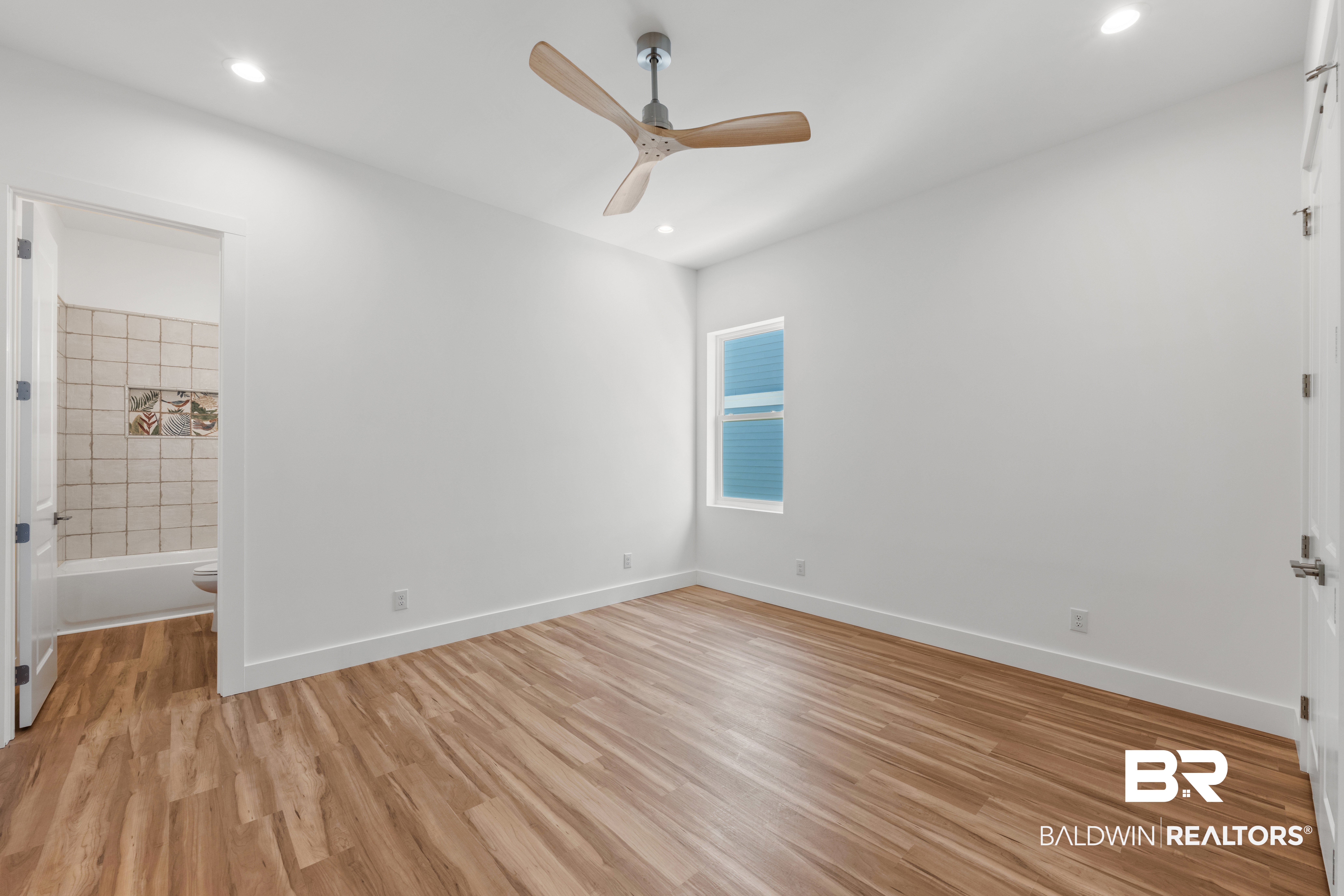1448 W Lagoon Ave, Gulf Shores, AL, 36542, USA, 4 Bedrooms Bedrooms, ,4 BathroomsBathrooms,Residential,Active,1448 W Lagoon Ave,381774