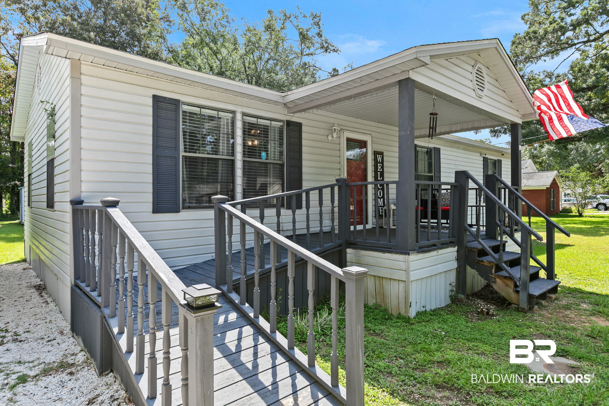 1006 McMillan Ave