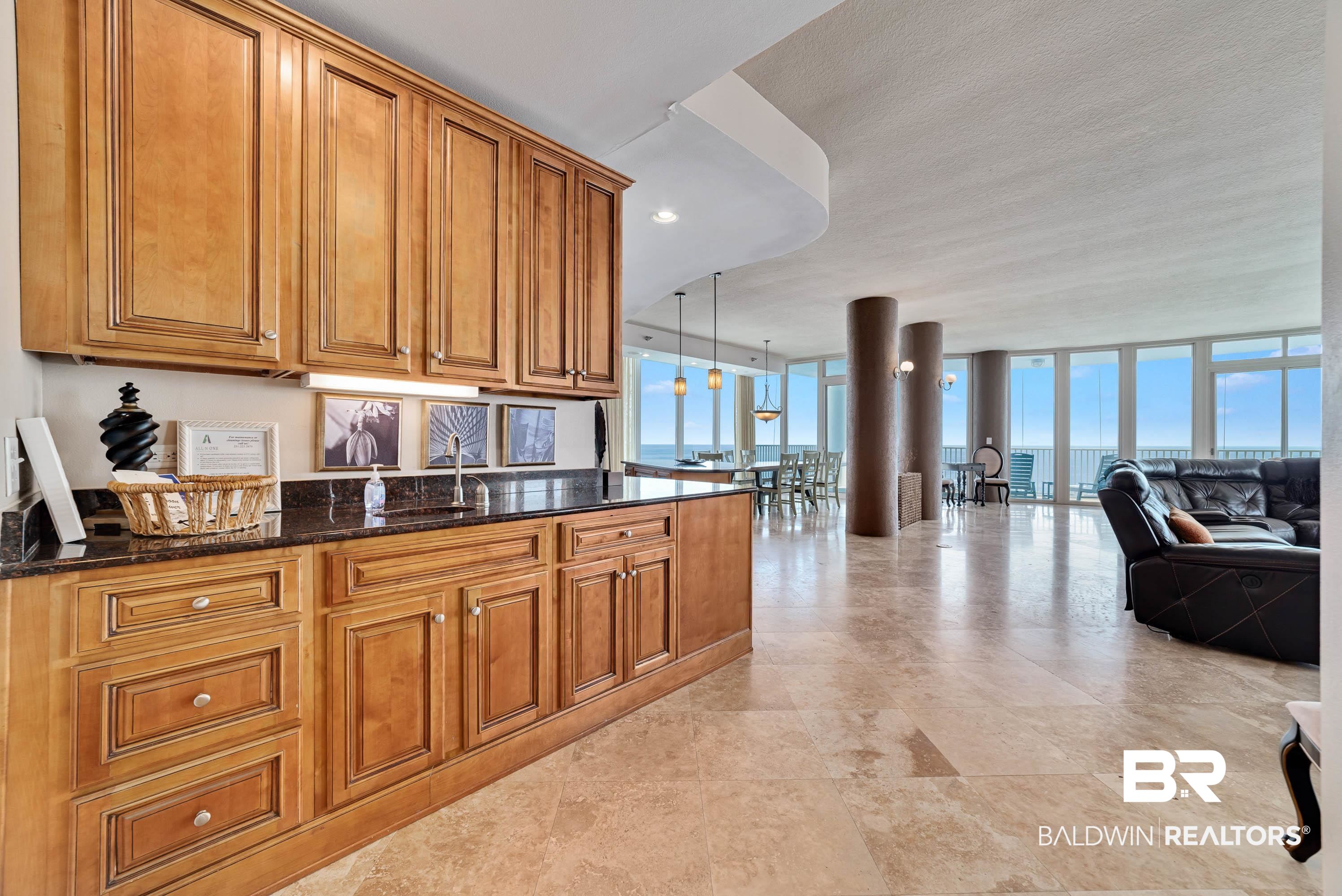 1940 W Beach Boulevard PH18 - Photo 2