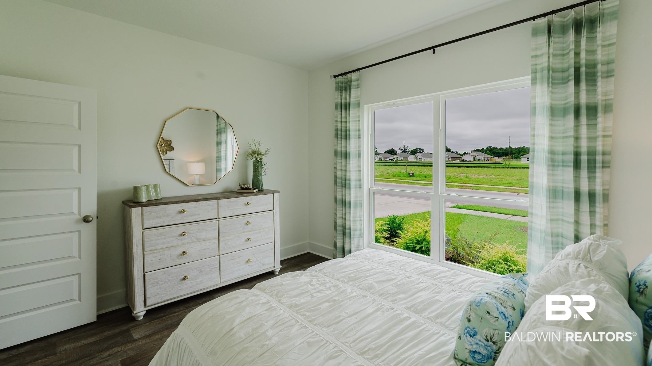 13657 Redhead Lane