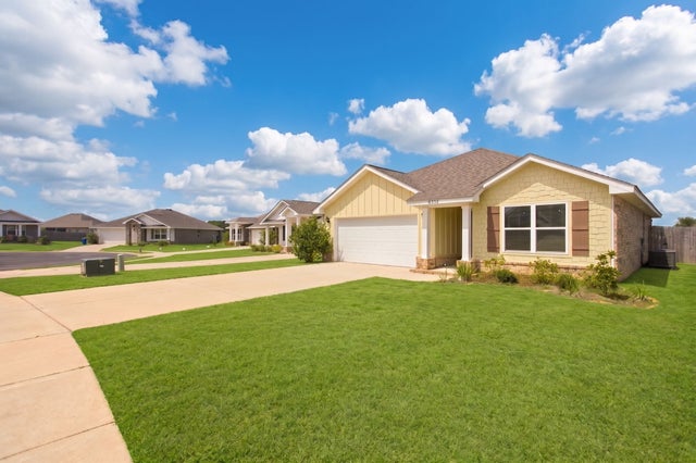 23782 Avernus Loop