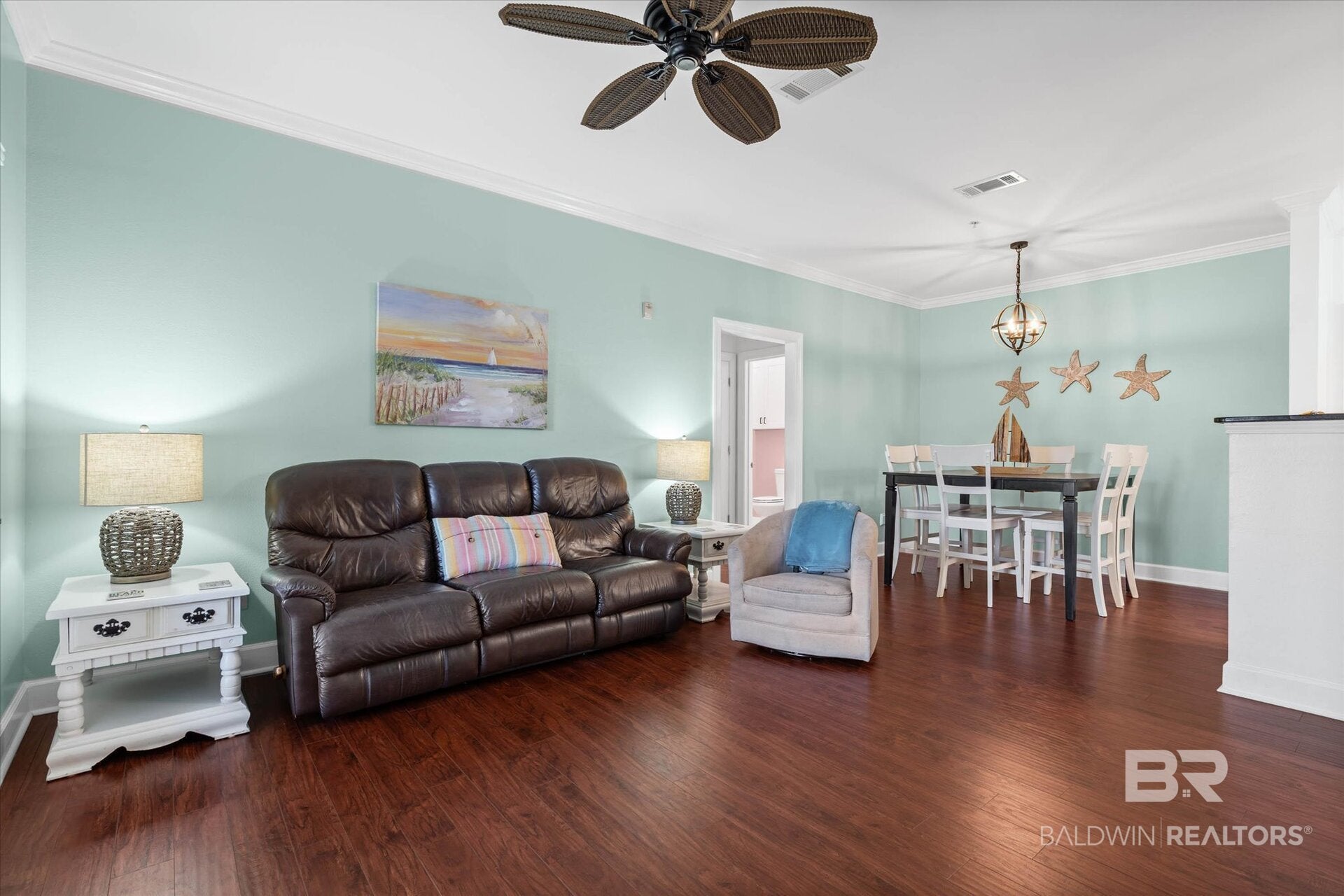 450 Park Avenue APT 810