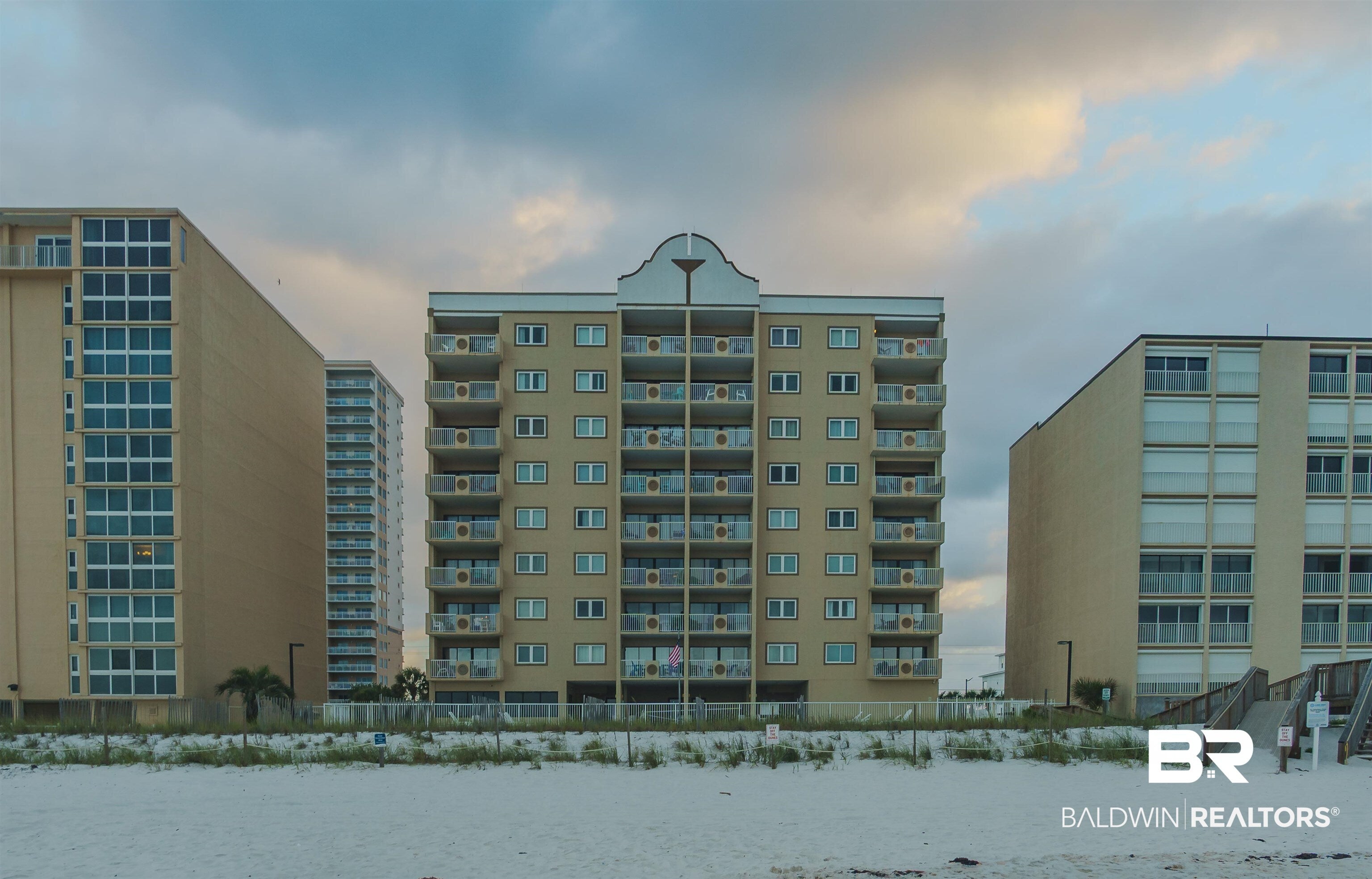 1003 WEST BEACH Boulevard 702