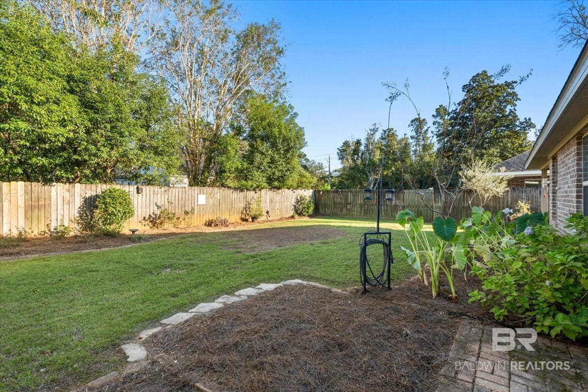1304 Majesty Loop