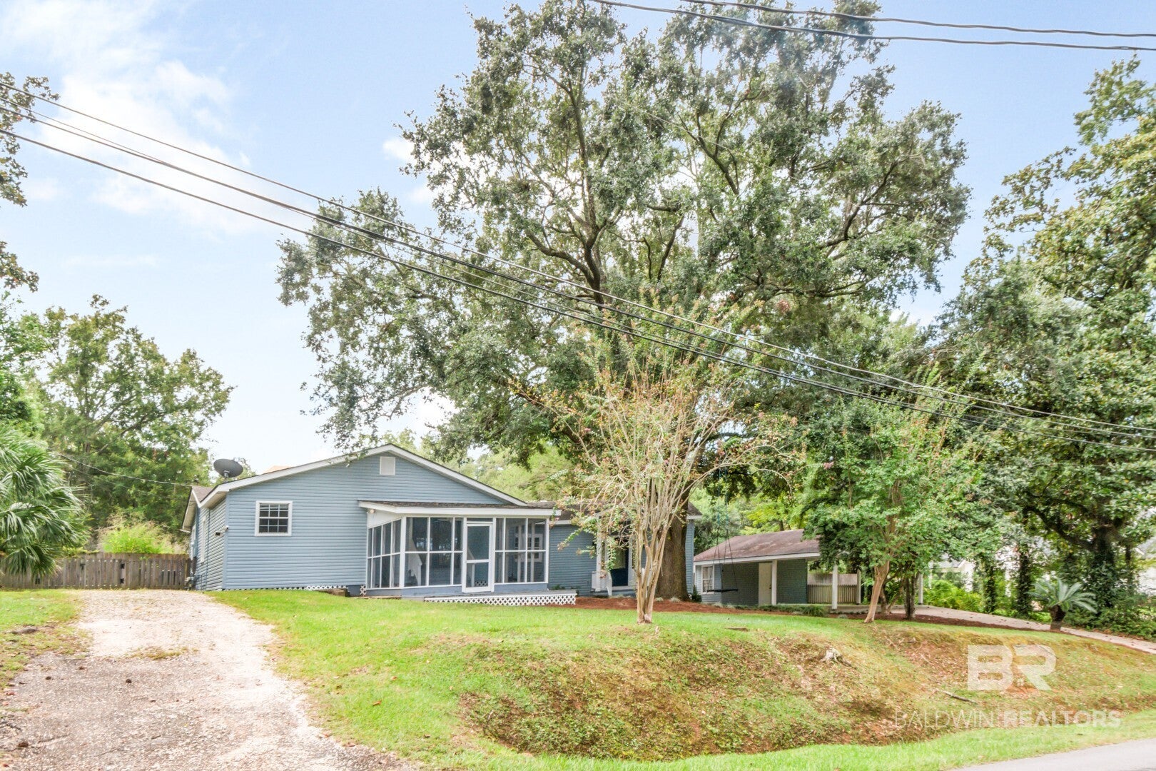 506 Church Ave