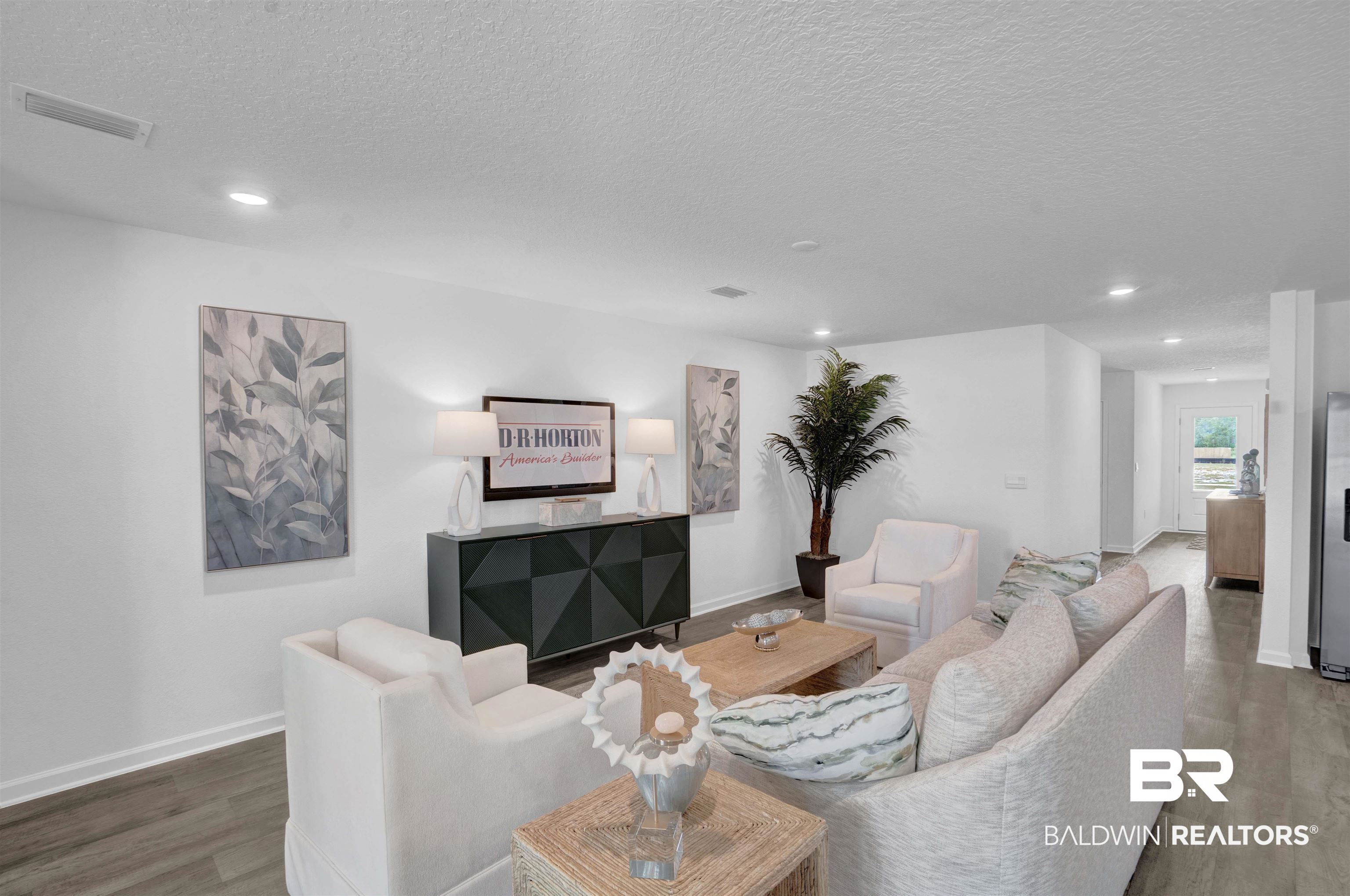26657 Sonesta Drive