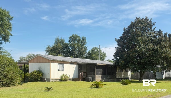 1606 MATIAS DR, LILLIAN, AL 36549 - Image ffd0e23a67ed79f7aa69cf8fdbb2fb69/1831178032