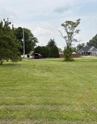 320 E SANTEE DR, GREENSBURG, IN 47240 - Image 08ed96205fcca7a6b83f2b03c4c2ebcf/3695411879