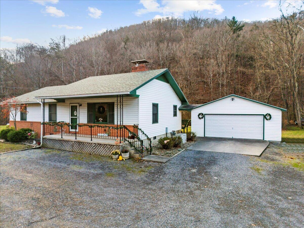 178 Redemption Dr, White Sulphur Springs, West Virginia image 5