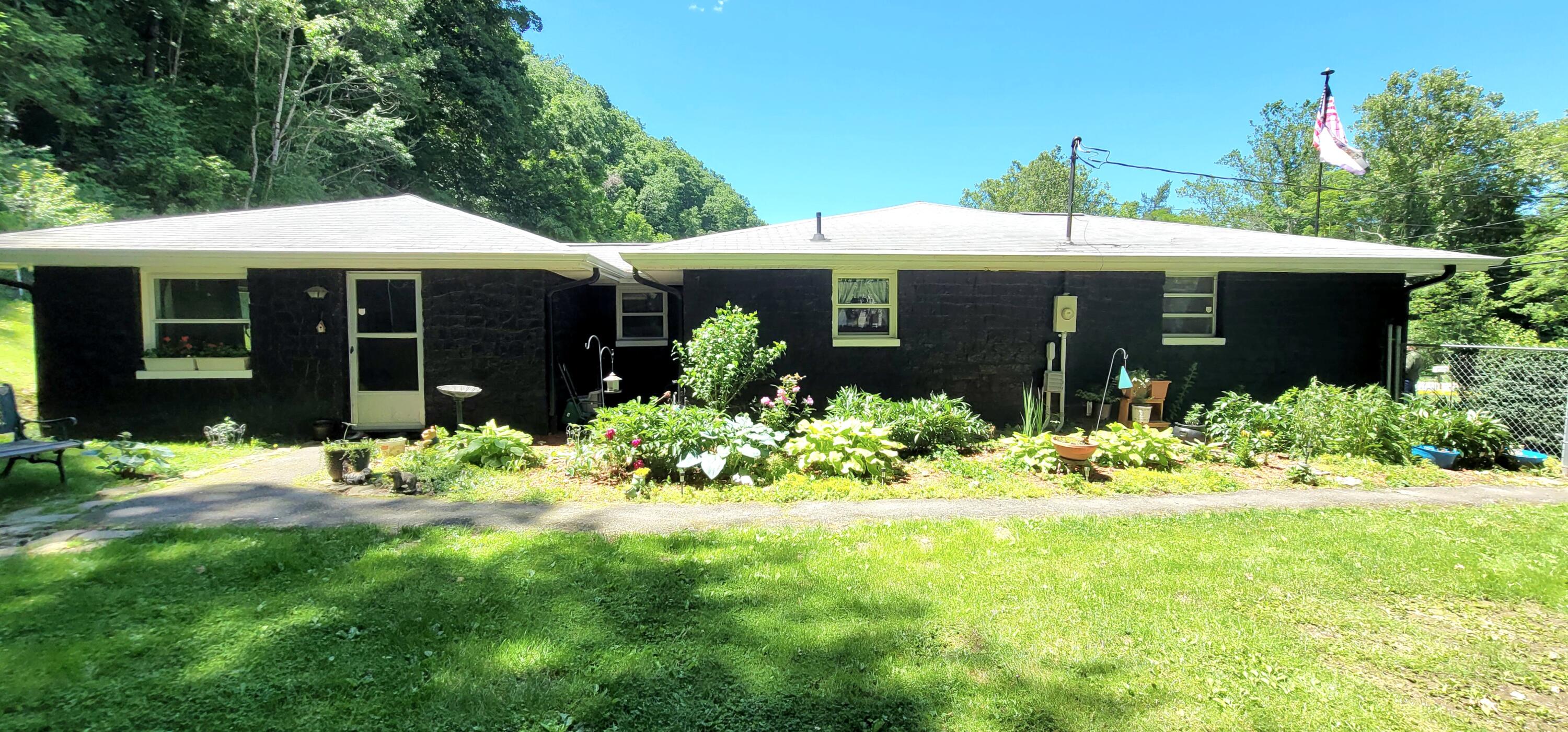 43296 E Midland Trl, White Sulphur Springs, West Virginia image 10