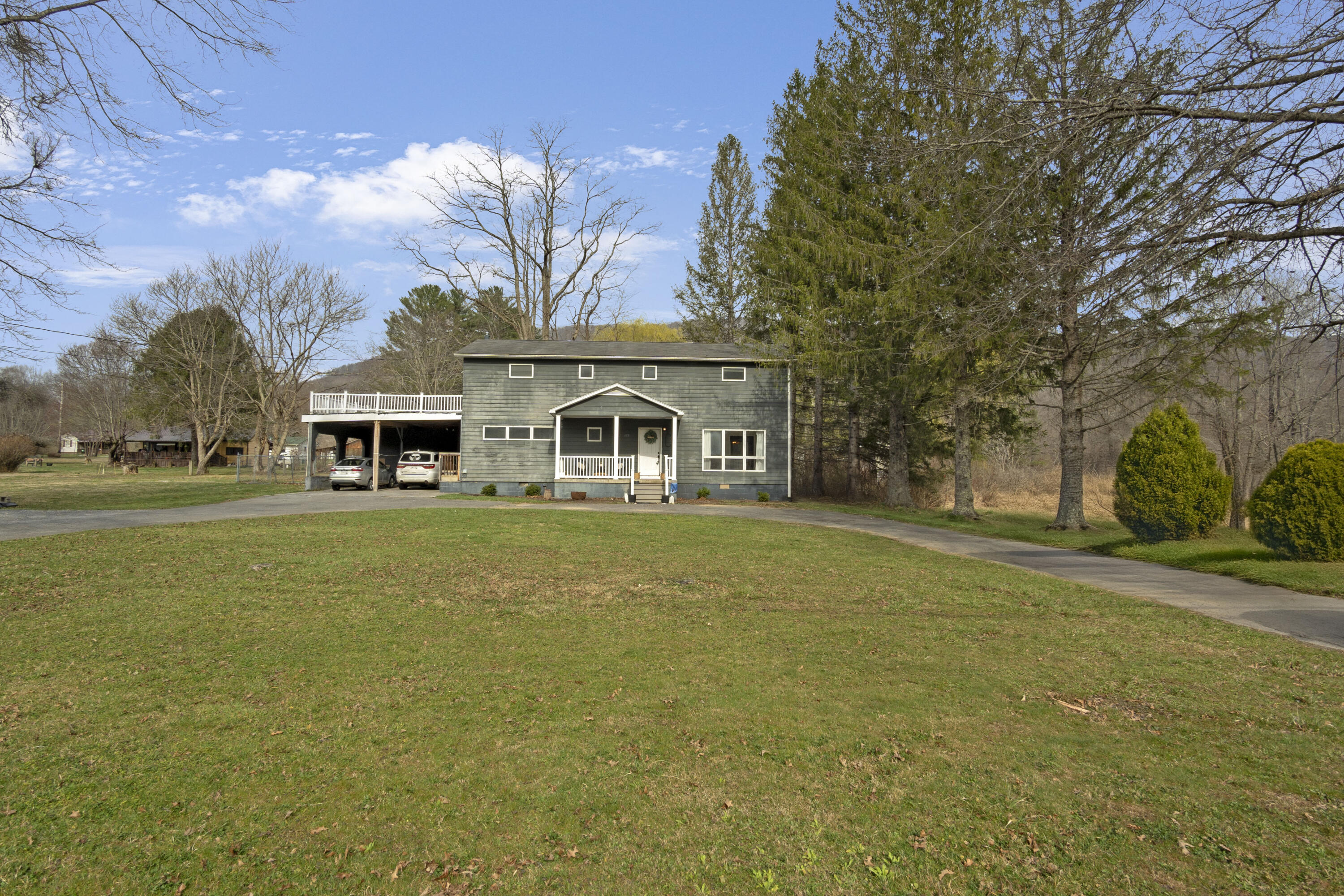 975 Anjean Rd, Rupert, West Virginia image 1