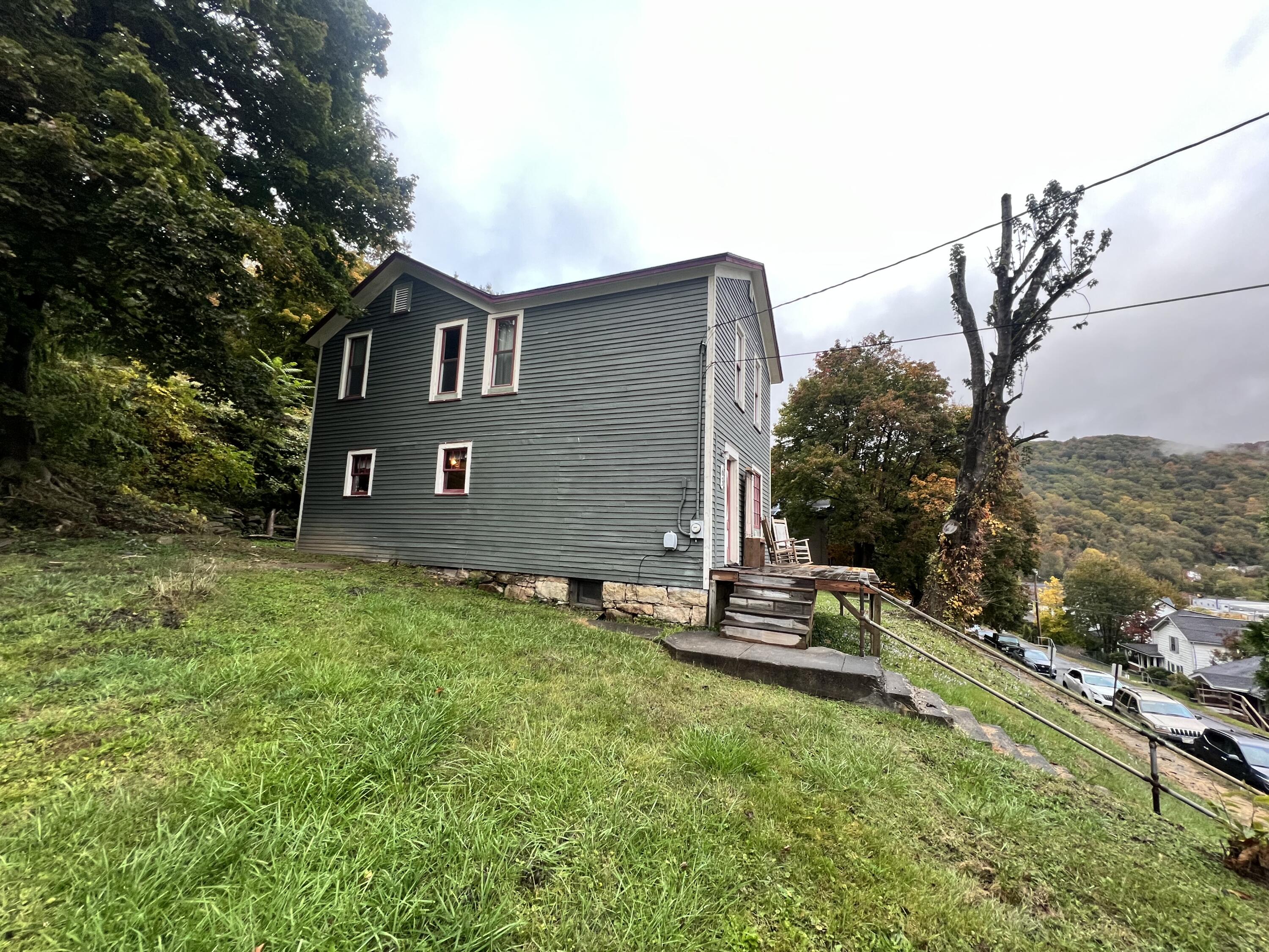 63 E Walnut St #LOT 13, 14  O 63, 65, Richwood, West Virginia image 17