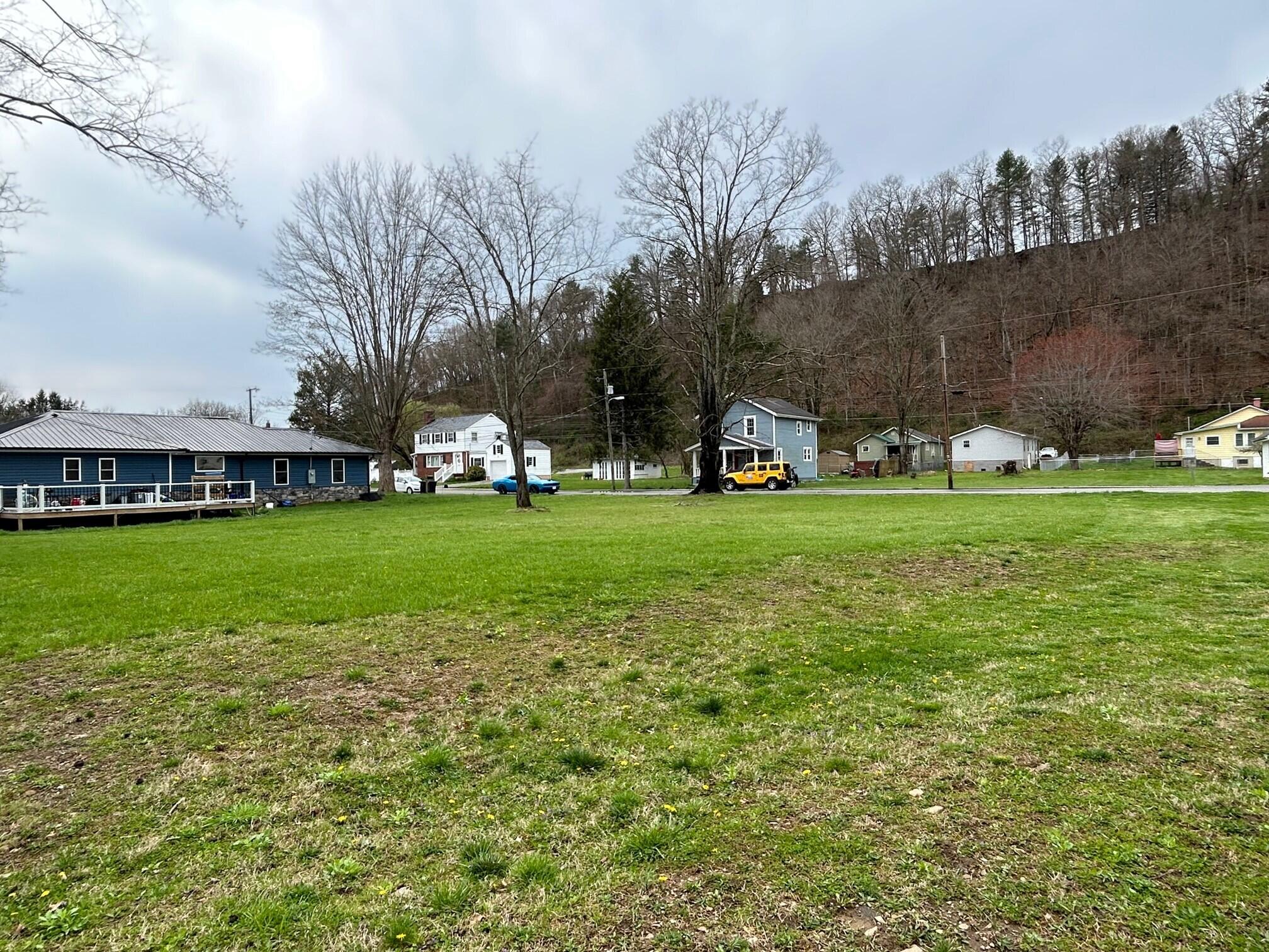 252 Central Ave, White Sulphur Springs, West Virginia image 6