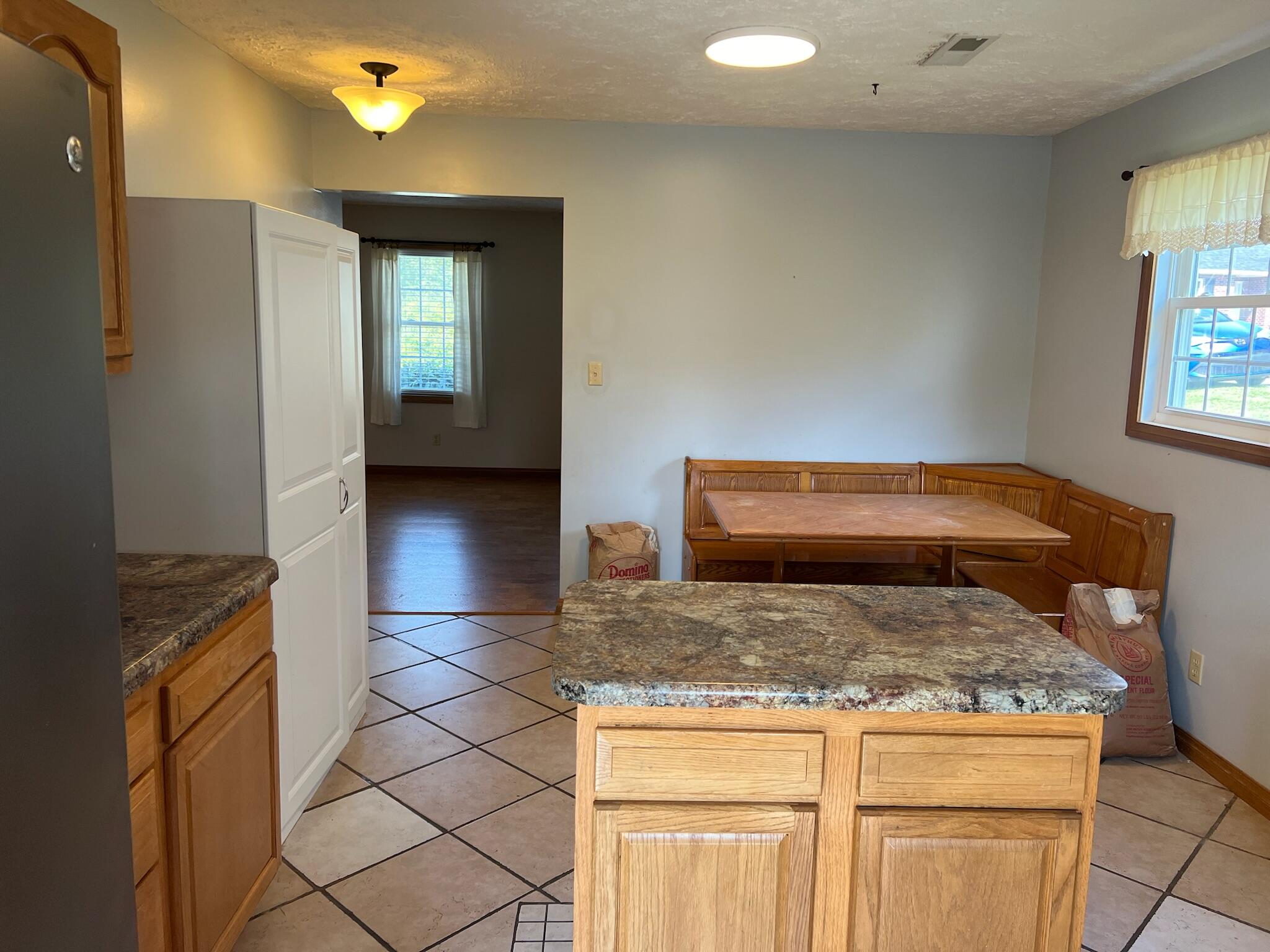 305 E Village Dr #9-A/B, Lewisburg, West Virginia image 13