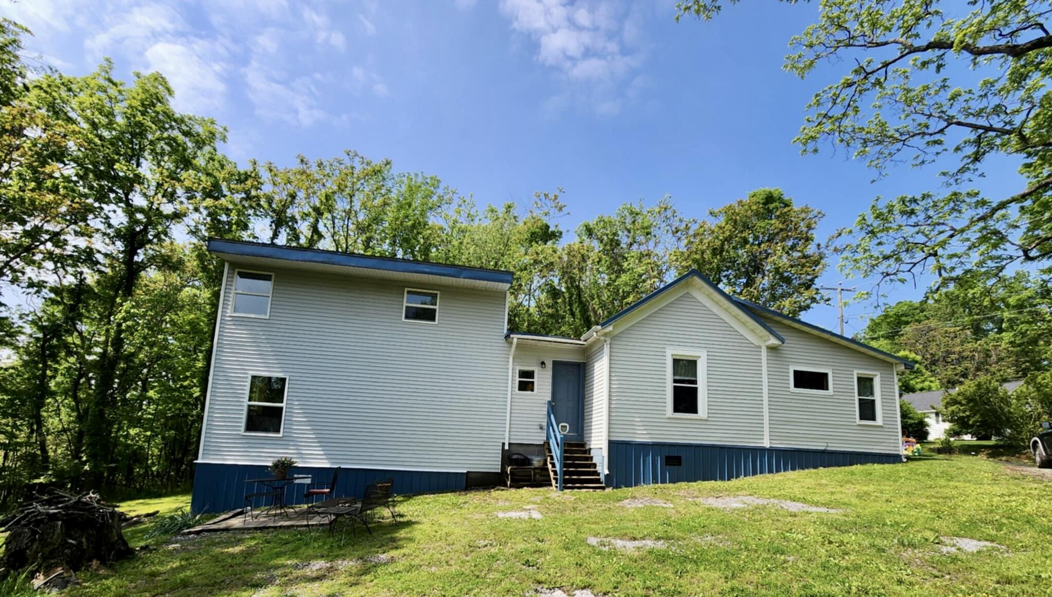 208 Maple St, Lewisburg, Pennsylvania image 3
