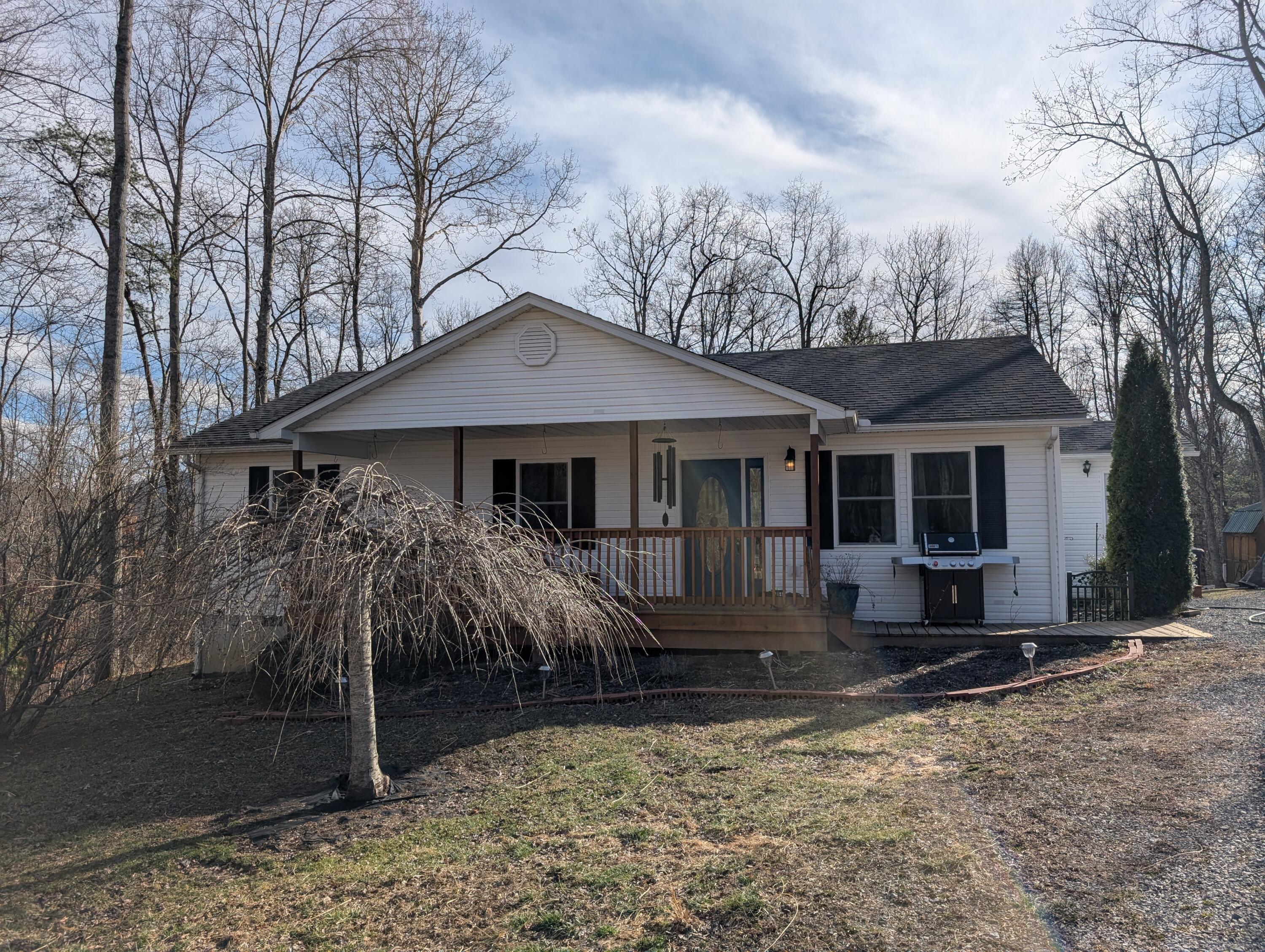 1700 E Stone House Rd, Caldwell, West Virginia image 1