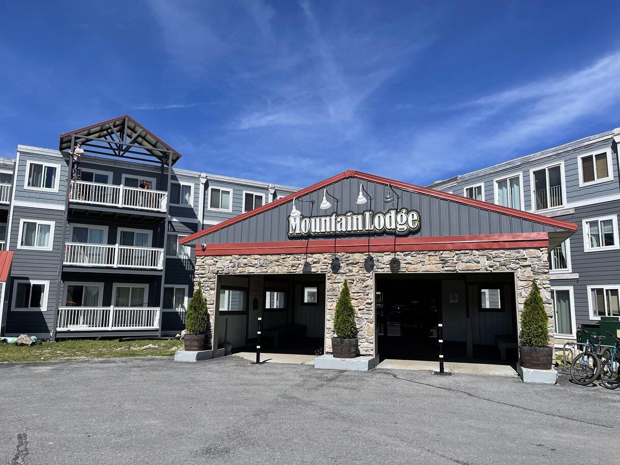 351 Mountain Lodge, Snowshoe, West Virginia image 2