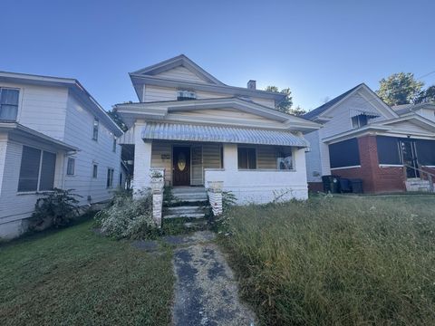 Homes For Sale - 1706 18th St<br/> Huntington, WV 25701
