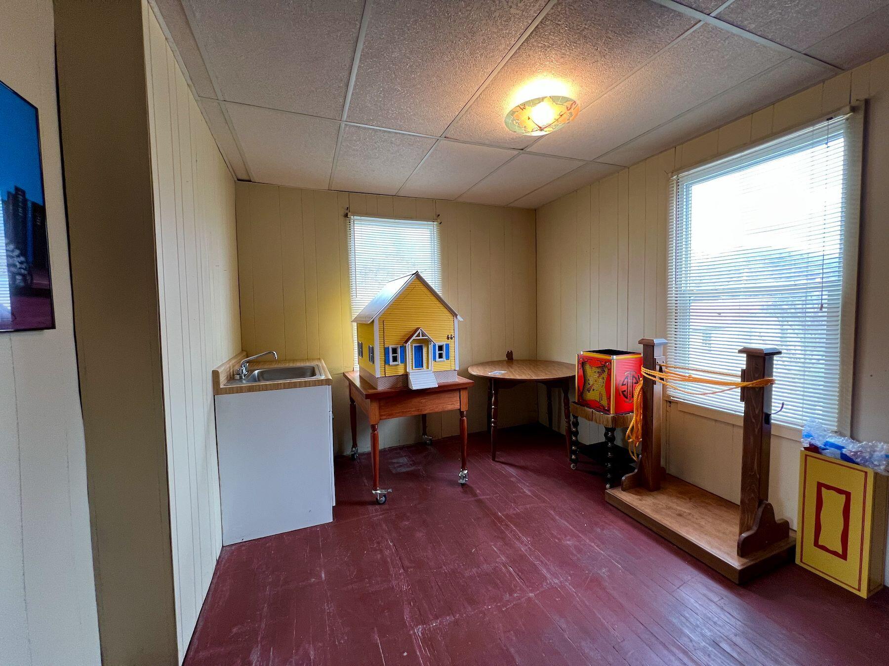 515 2nd Ave, Marlinton, West Virginia image 22