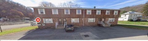 Homes For Sale - 208 6th Street<br/> Marlinton, WV 24954