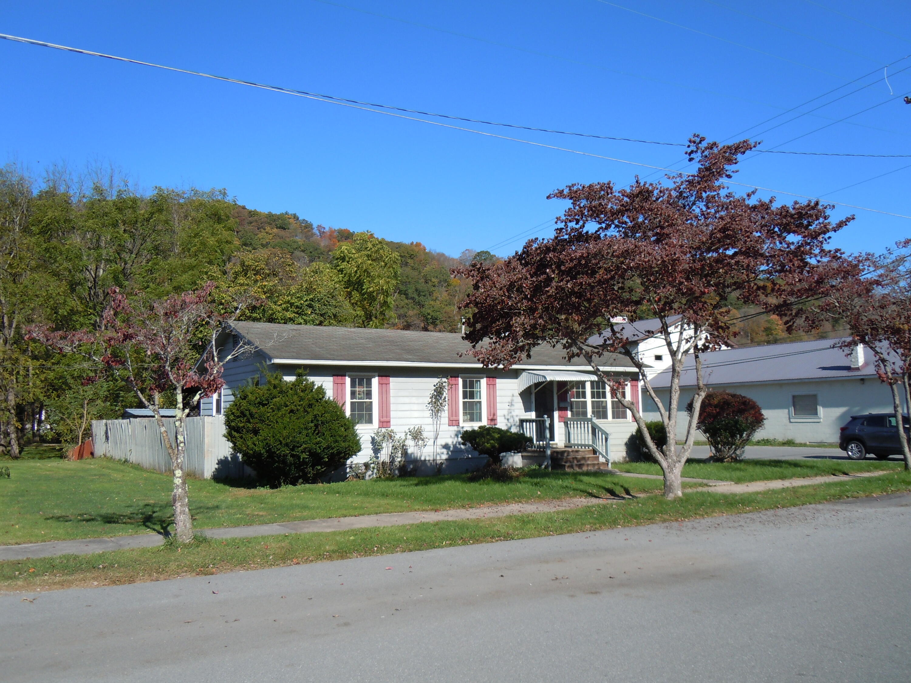 900 2nd Avenue, Marlinton, West Virginia image 1