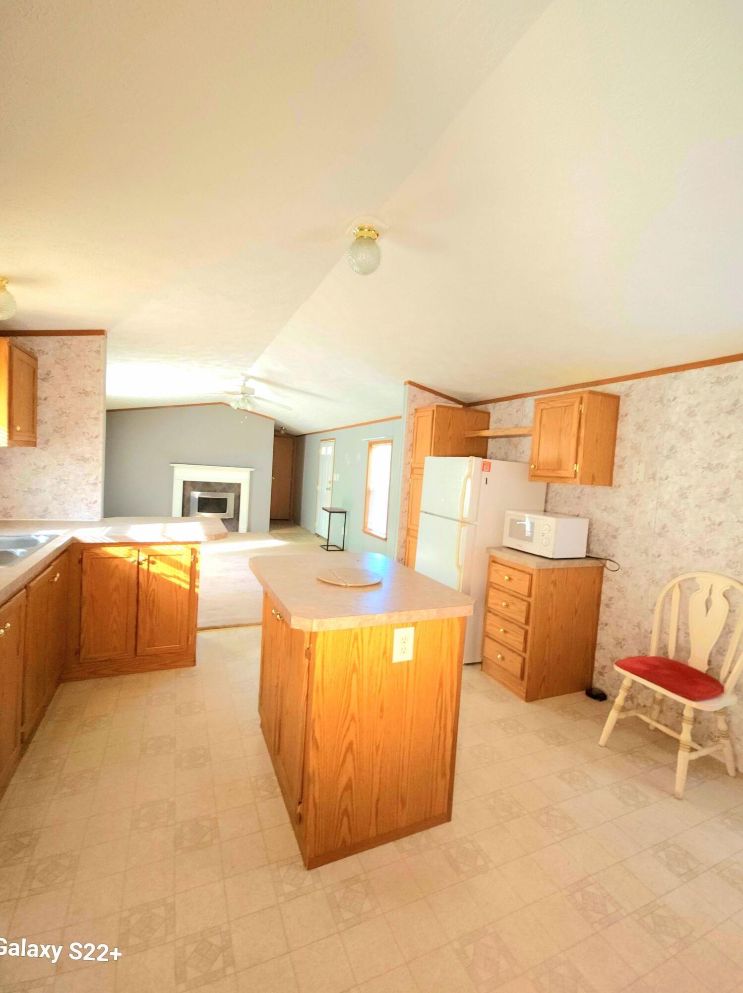 130 Lost Forest Acres, Ronceverte, Alaska image 11