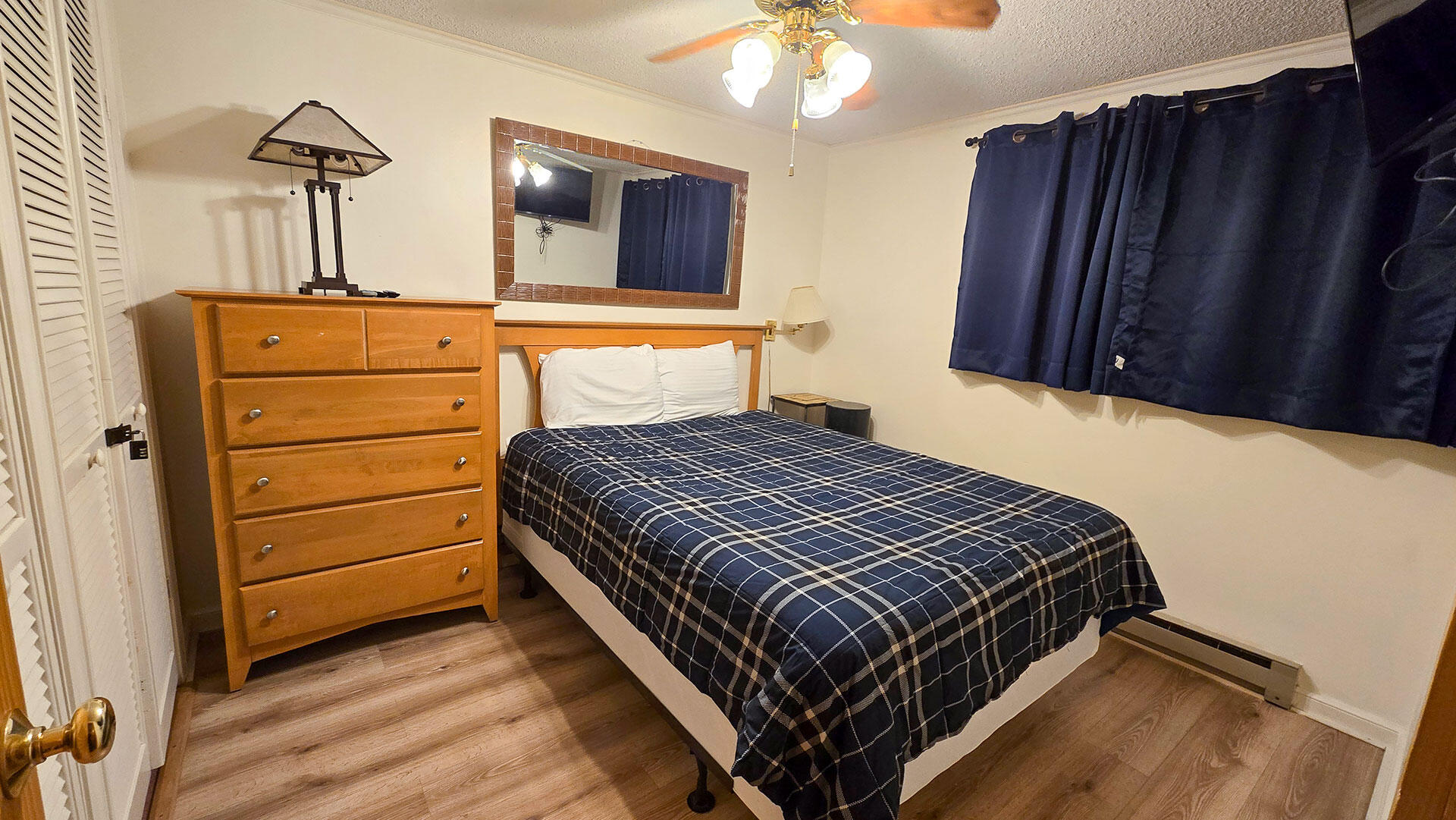 212 Mountain Lodge, Snowshoe, Alaska image 7