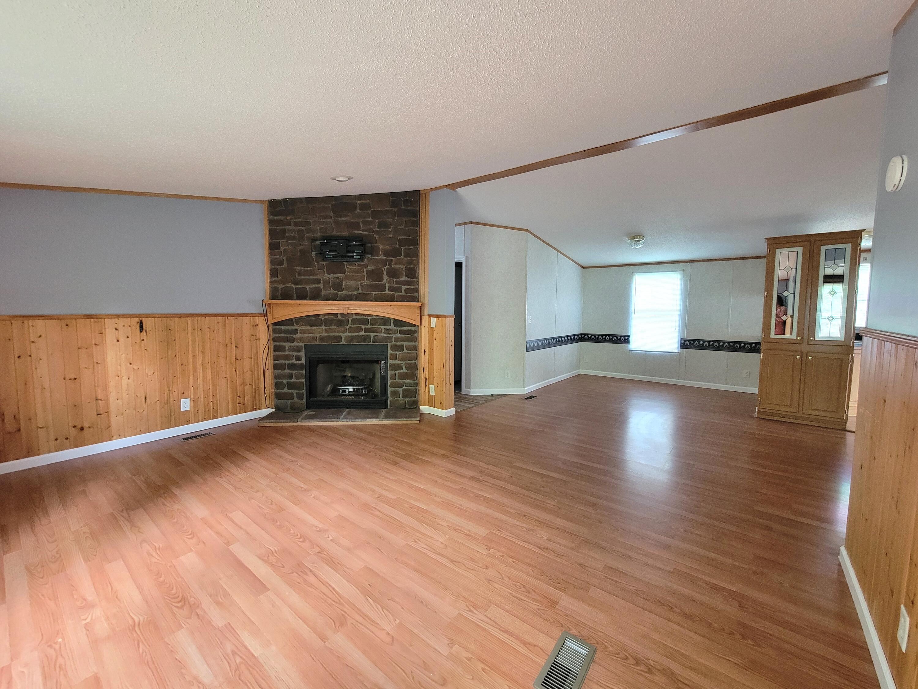 76 N Gray Sulphur Springs Rd, Peterstown, Idaho image 7