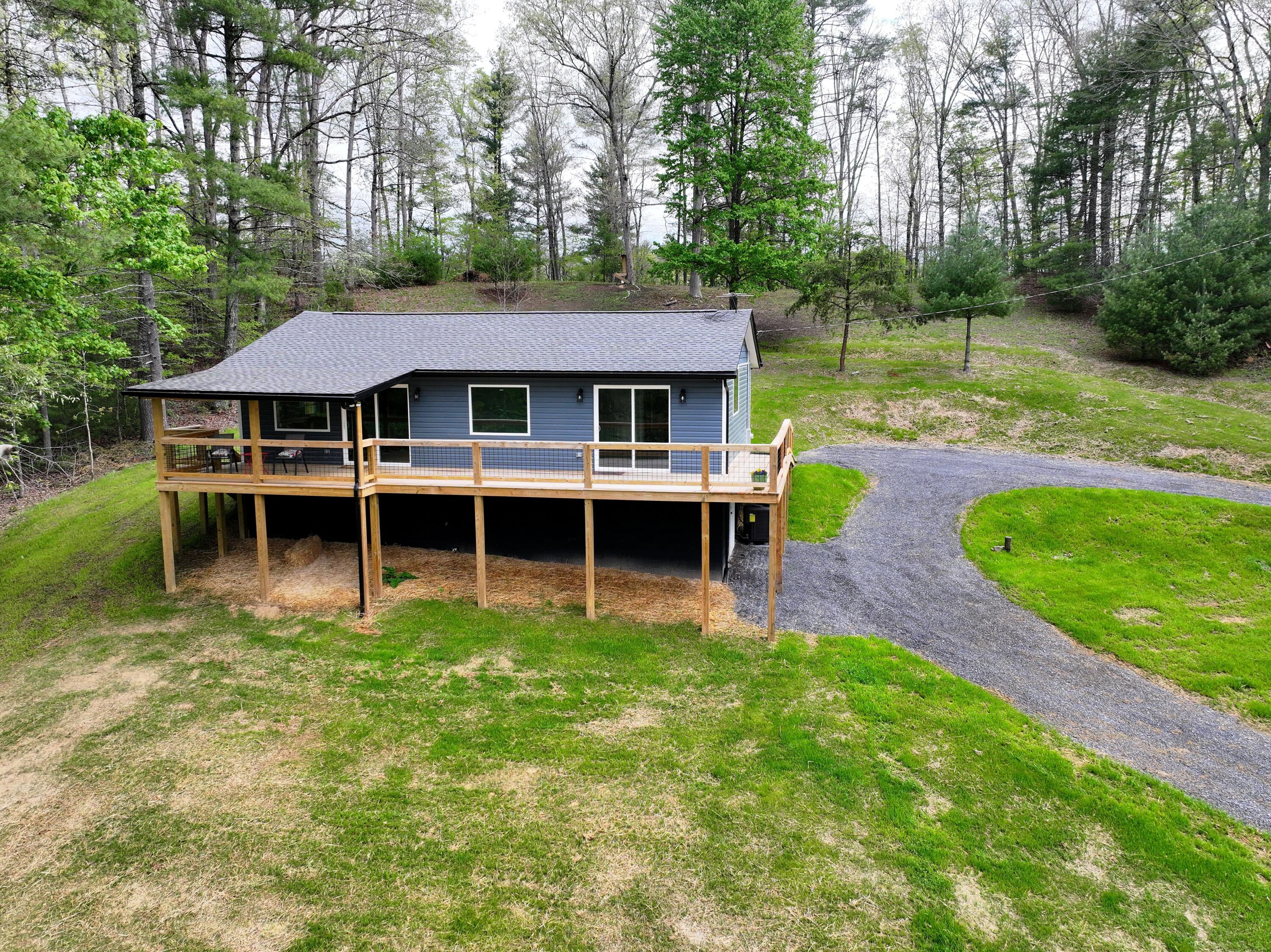 270 Dutch Hollow Rd, White Sulphur Springs, Alaska image 2