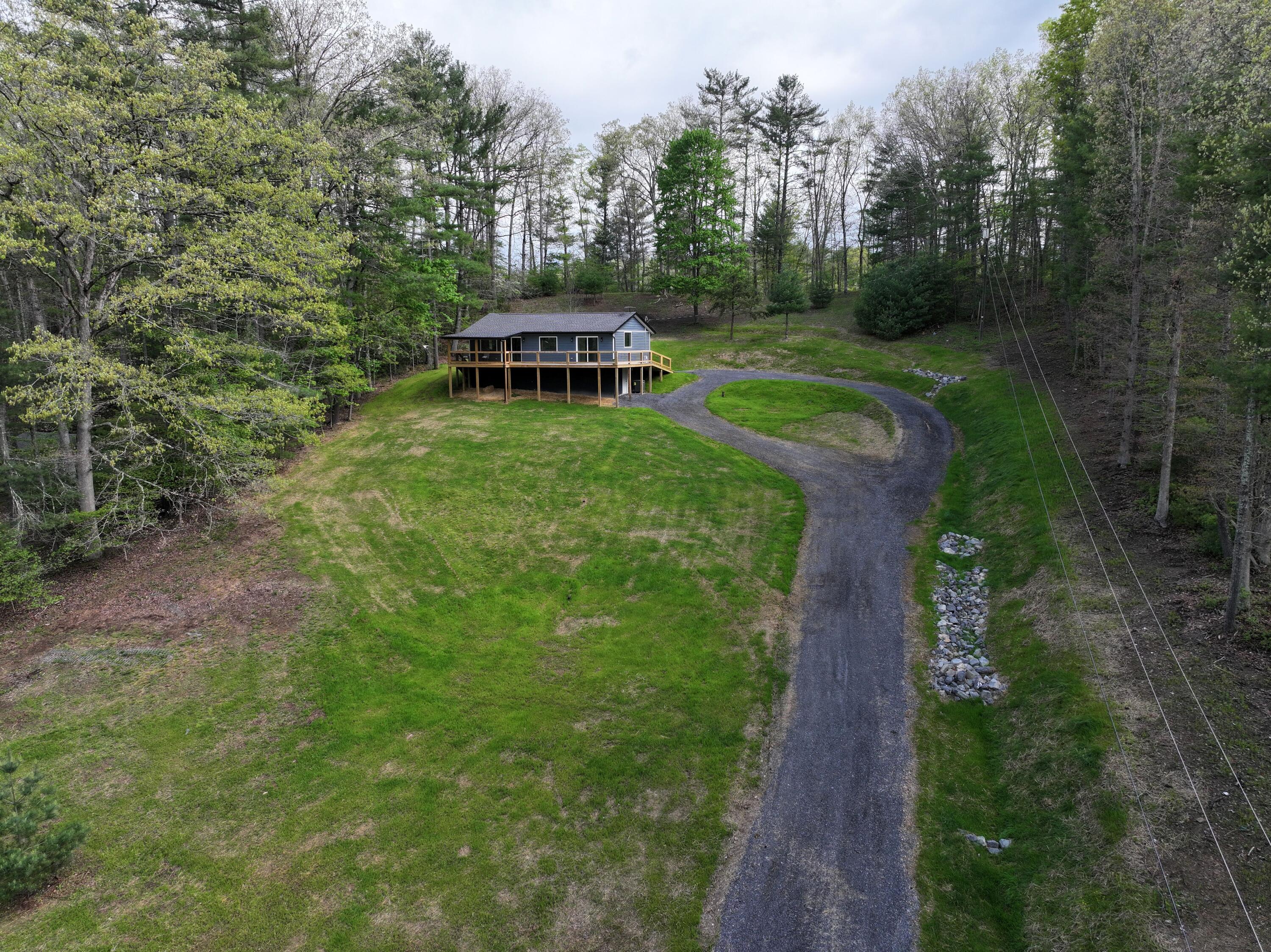270 Dutch Hollow Rd, White Sulphur Springs, Alaska image 6