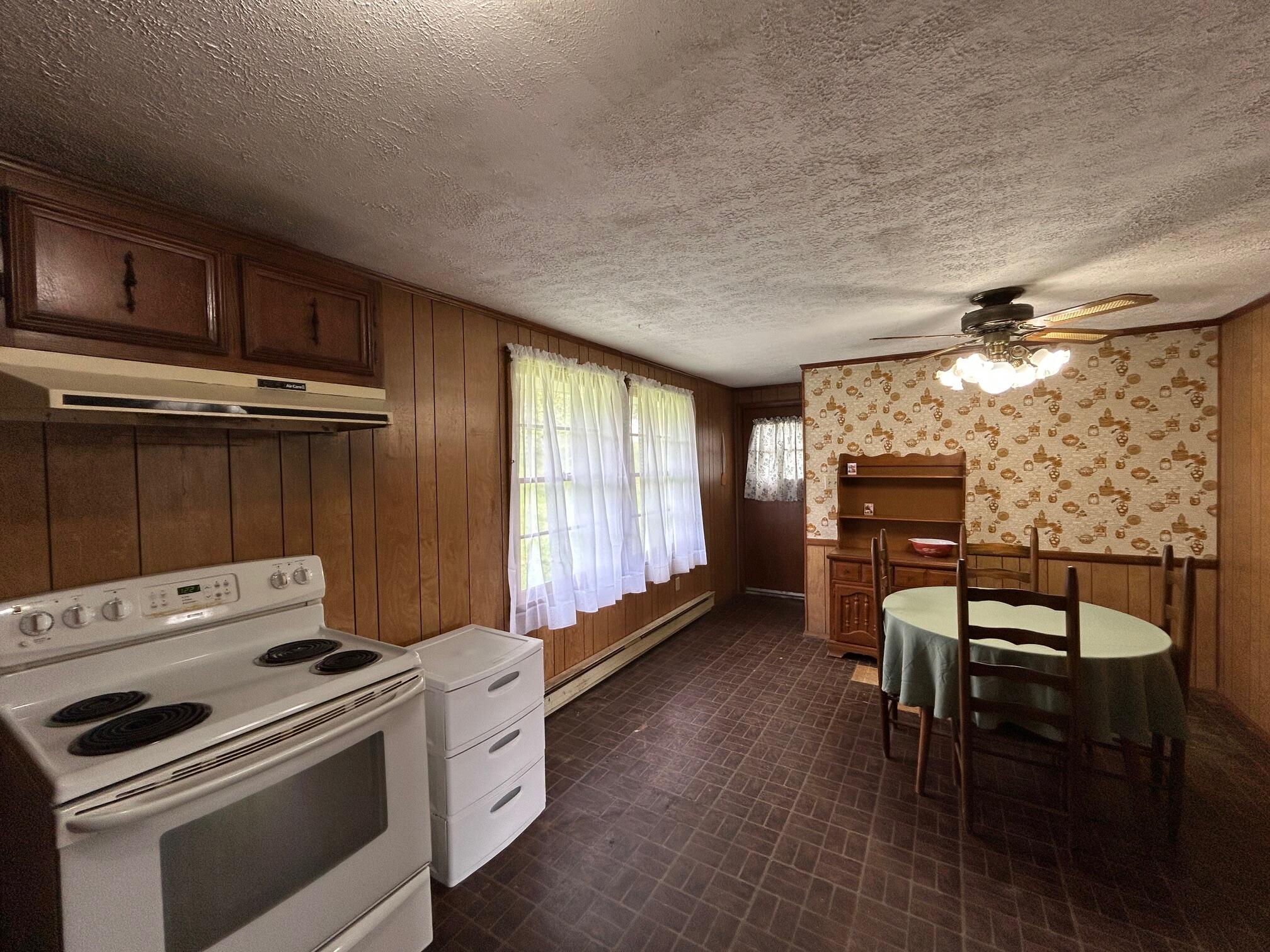 153 Weiss Ln, White Sulphur Springs, Alaska image 7