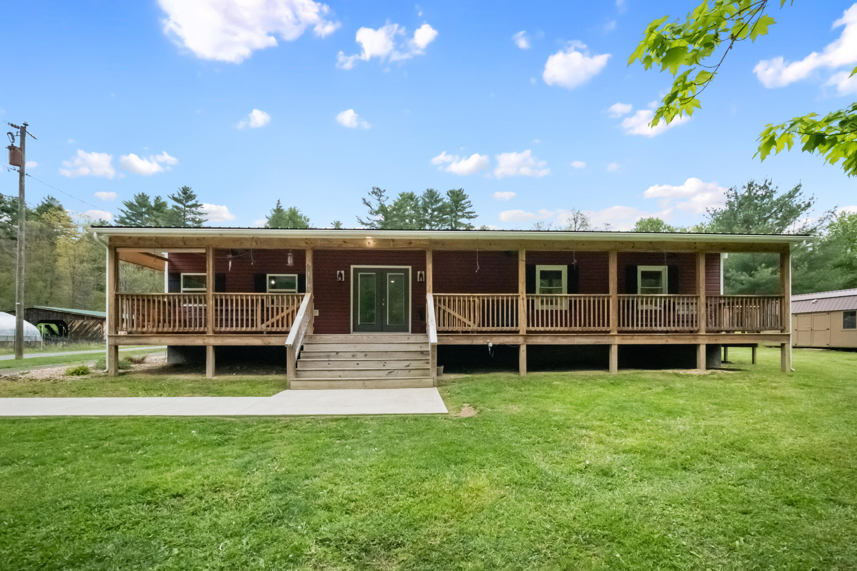 647 Puffenbarger Rd, Hillsboro, Idaho image 1