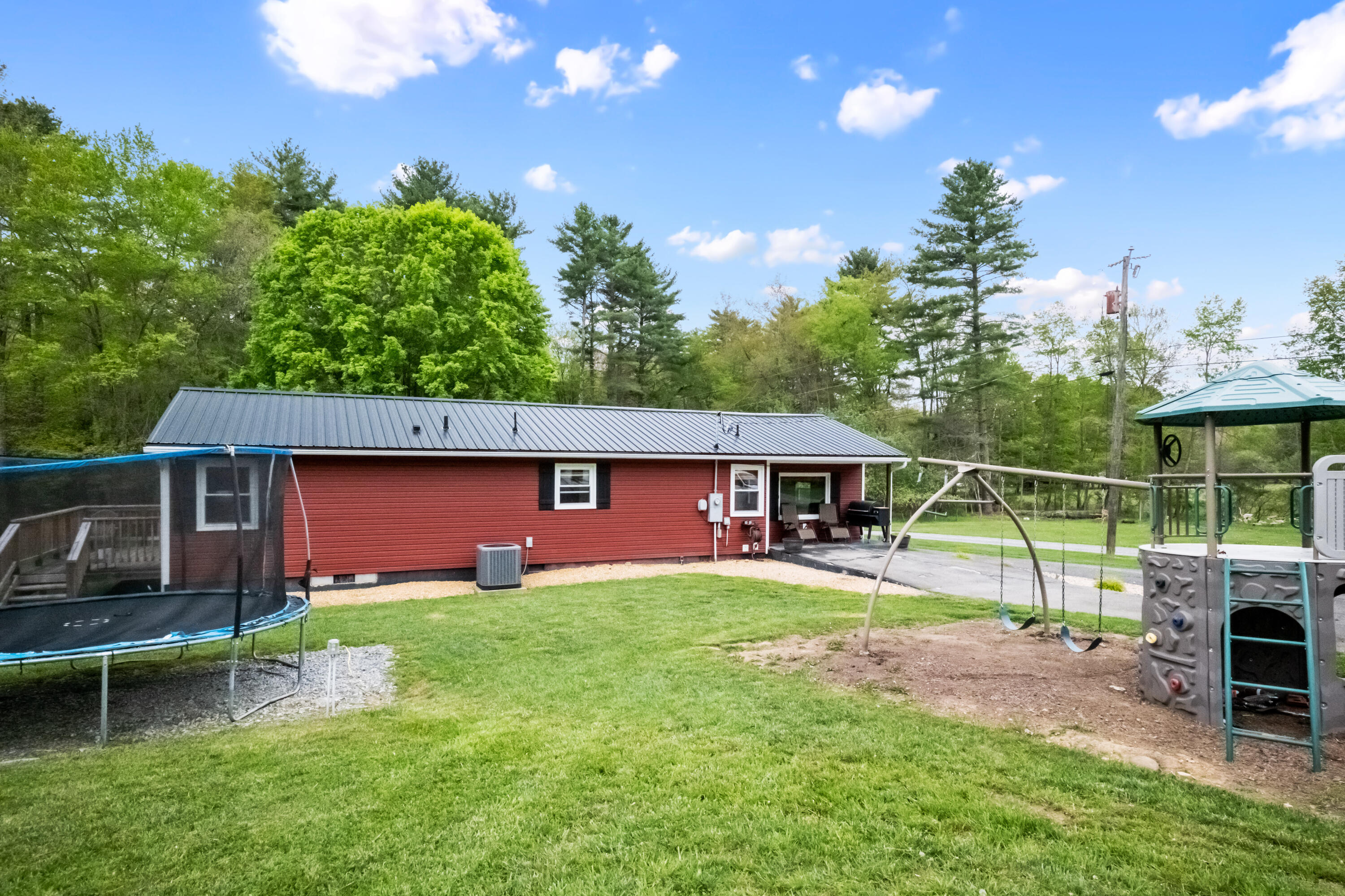 647 Puffenbarger Rd, Hillsboro, Idaho image 4