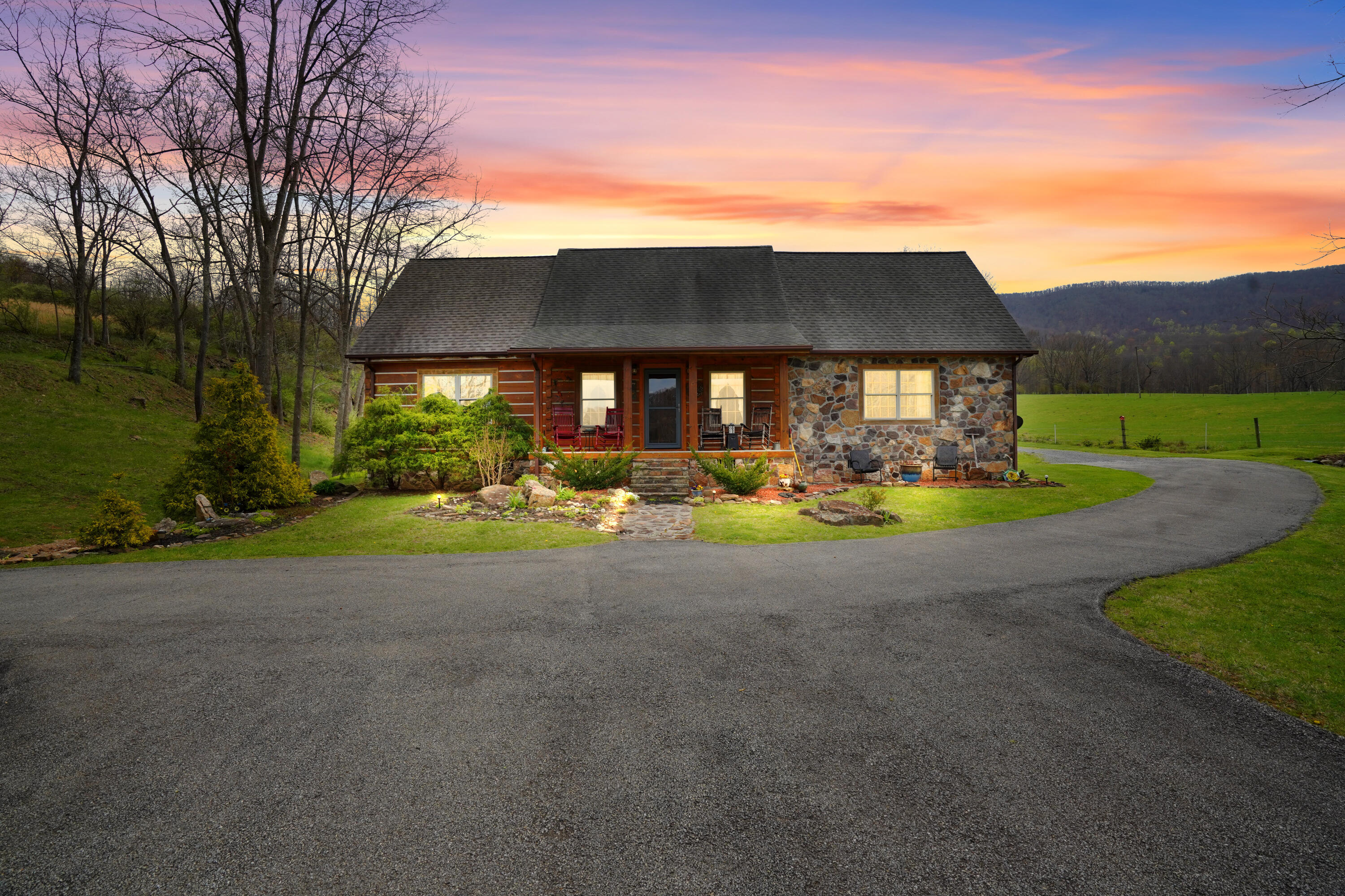 2998 W Green Valley Rd, Peterstown, Idaho image 2