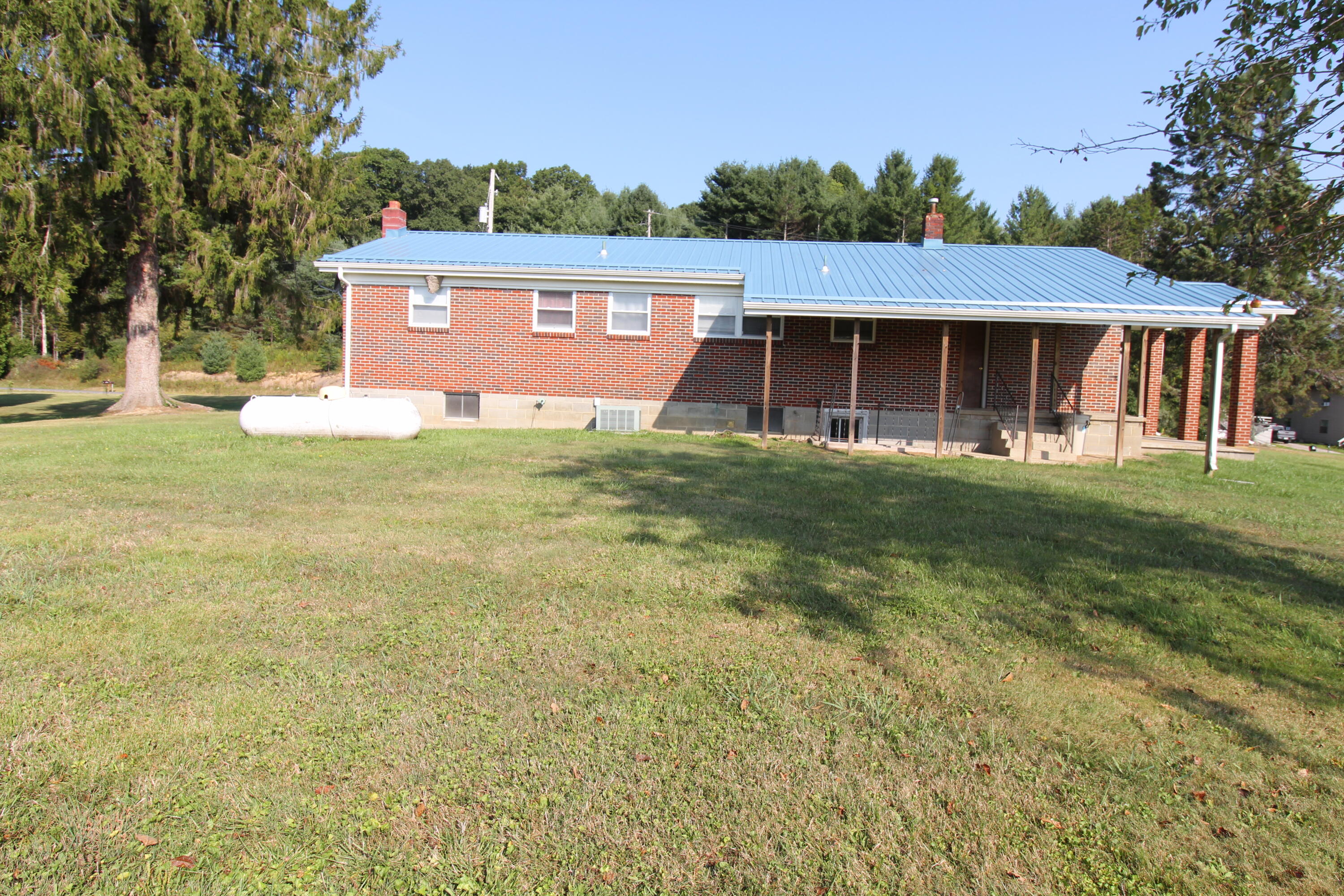 557 Odd Rd, Ghent, West Virginia image 18