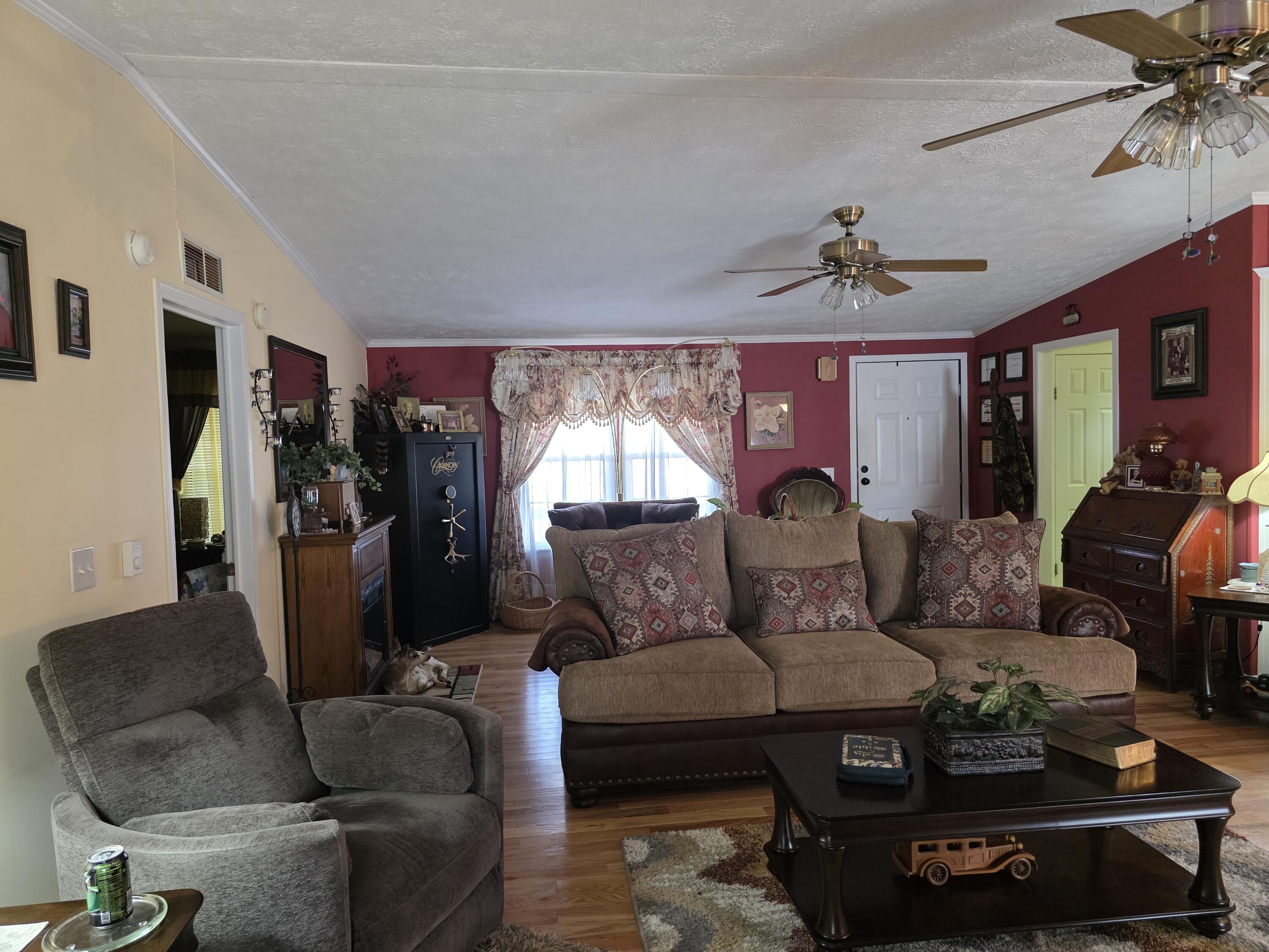 3831 W Auto Road #32, Renick, West Virginia image 37
