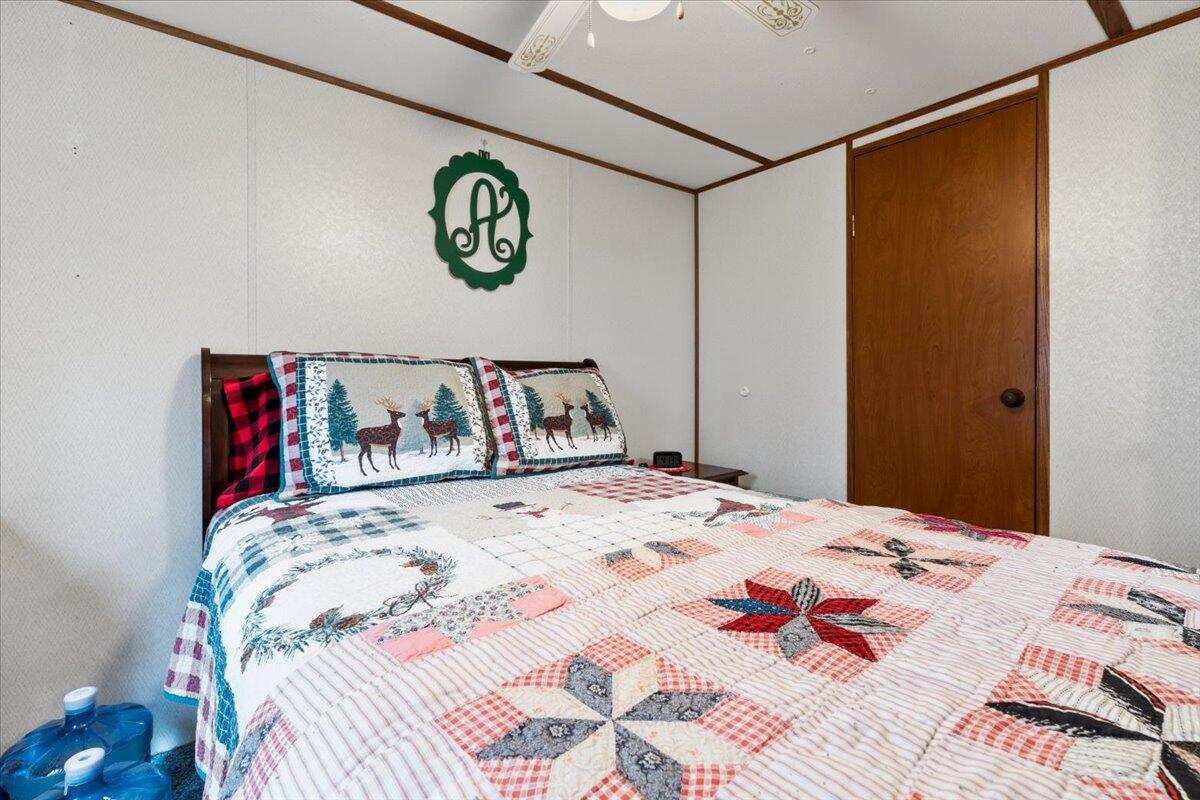 87 Hickory Point Drive, Gap Mills, Alaska image 36