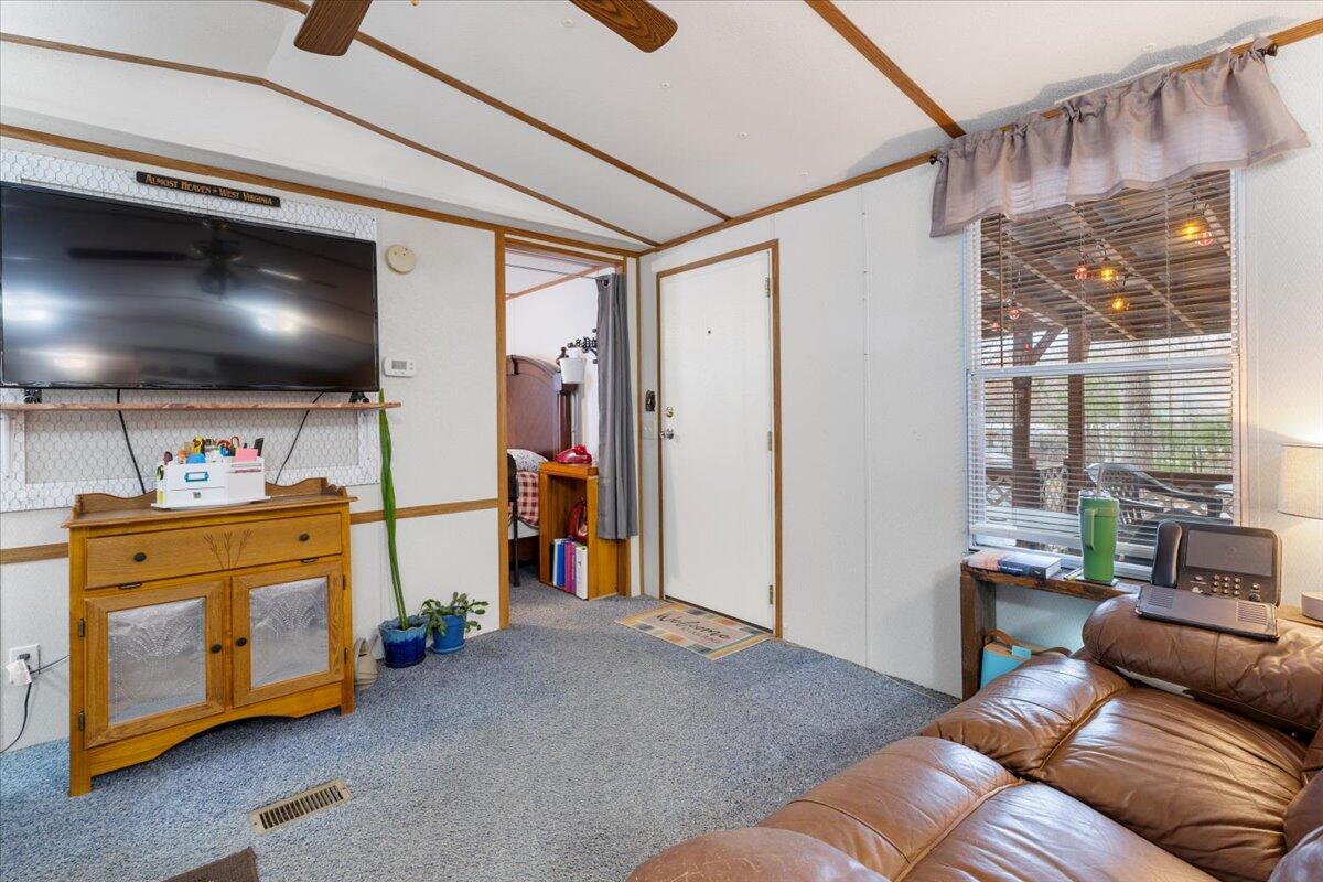 87 Hickory Point Drive, Gap Mills, Alaska image 21