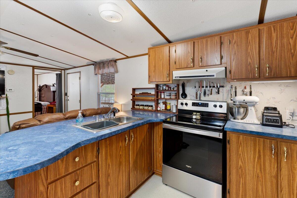 87 Hickory Point Drive, Gap Mills, Alaska image 27