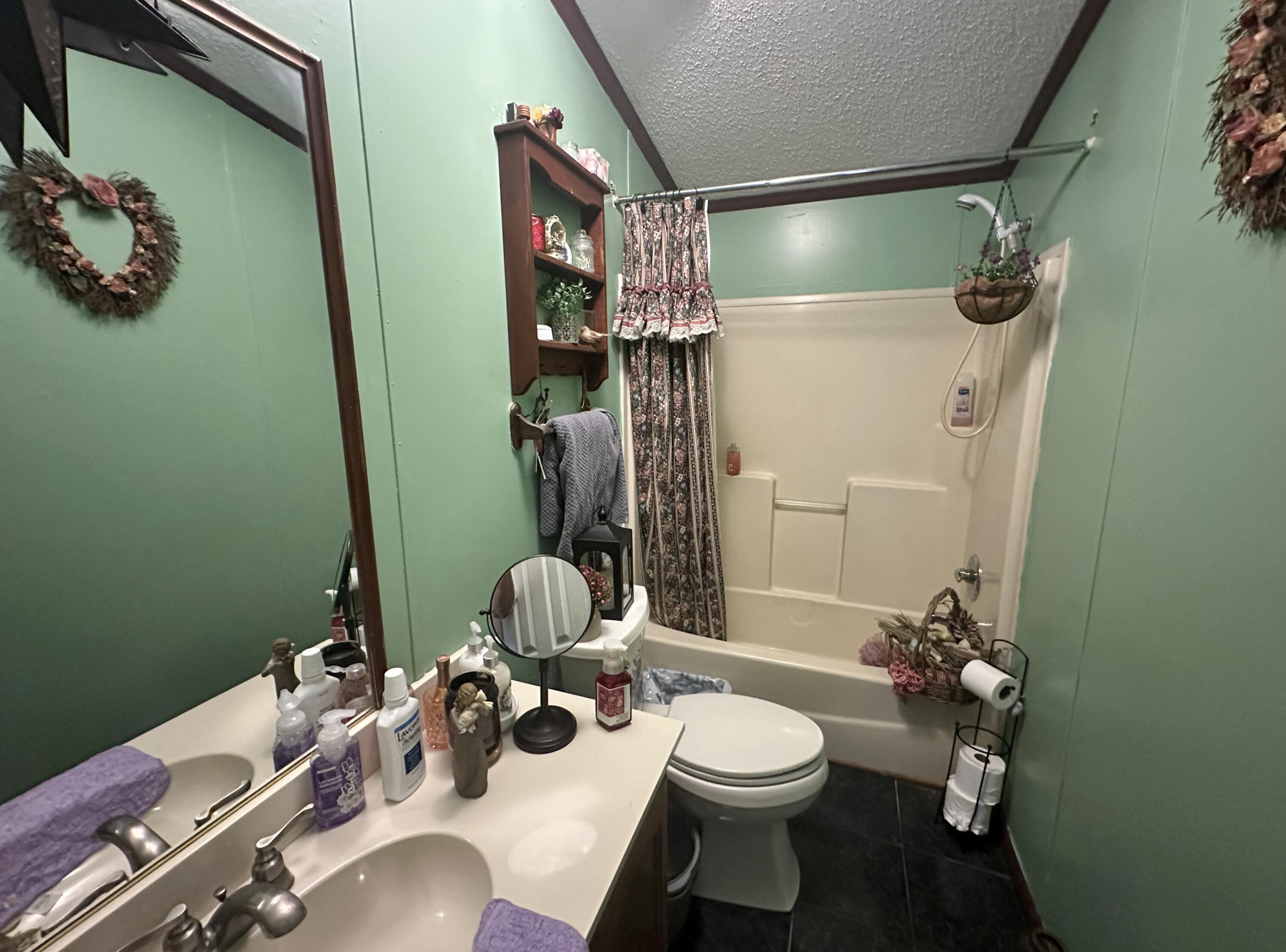 1034 N Flat Mountain Rd, Alderson, West Virginia image 25