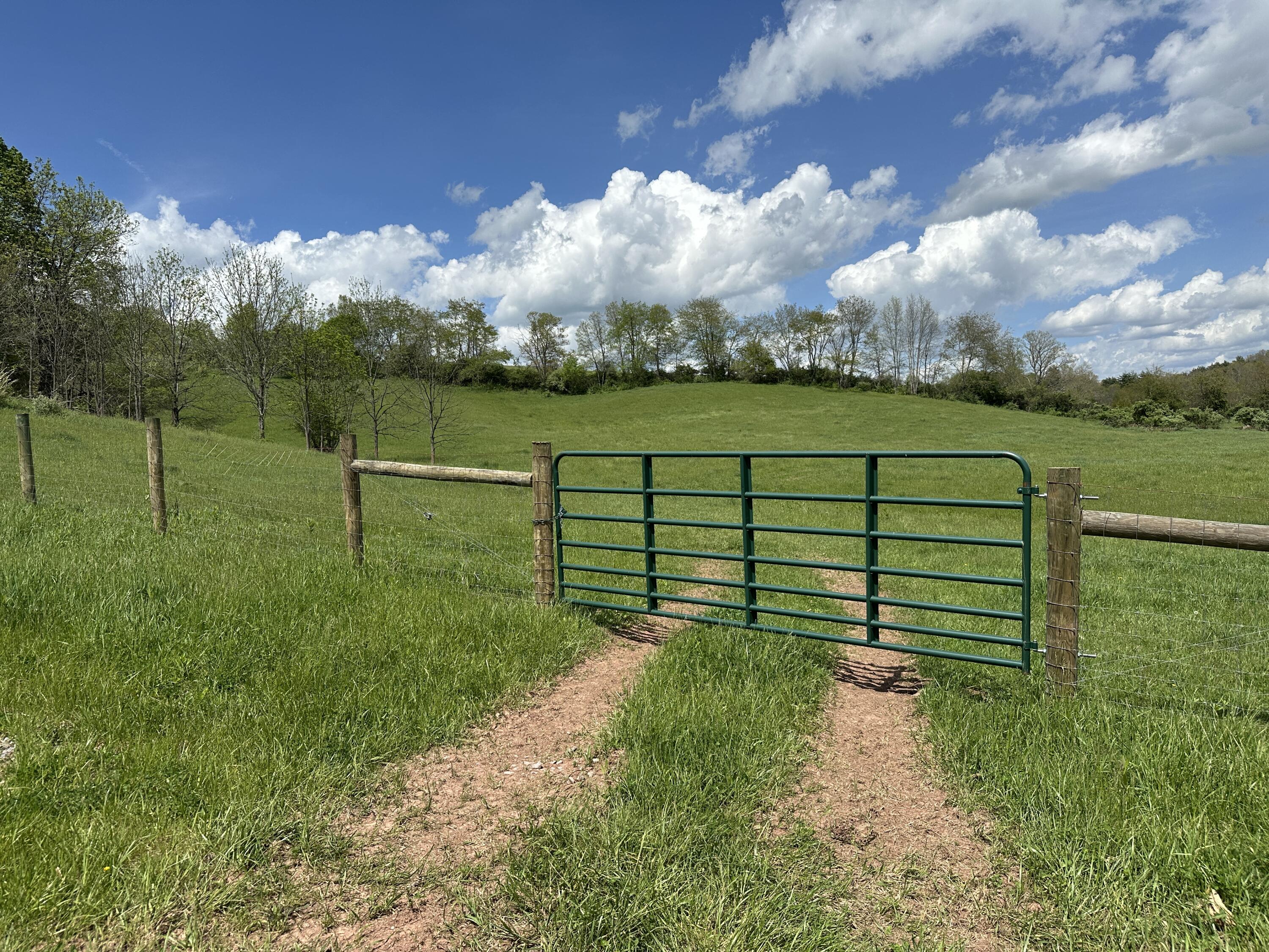 Vago Rd, Frankford, Pennsylvania image 2