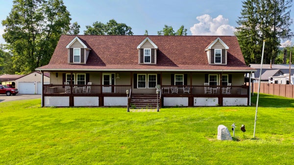 175 11TH ST, RUPERT, WV 25984 - Image 85f70ed5d9d4c849f7592d3700dbc7ed/4266476766