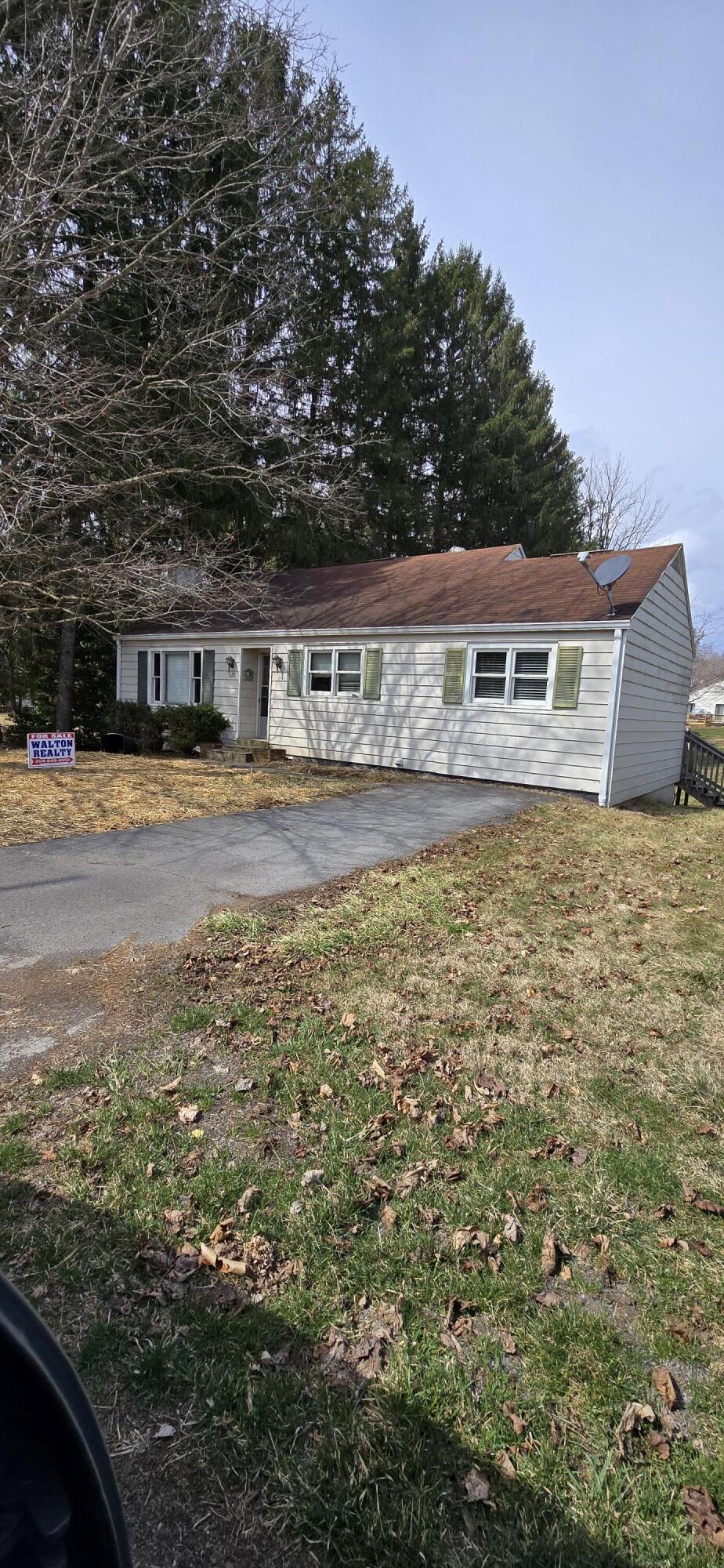 322 S Bell Drive, Lewisburg, West Virginia image 1