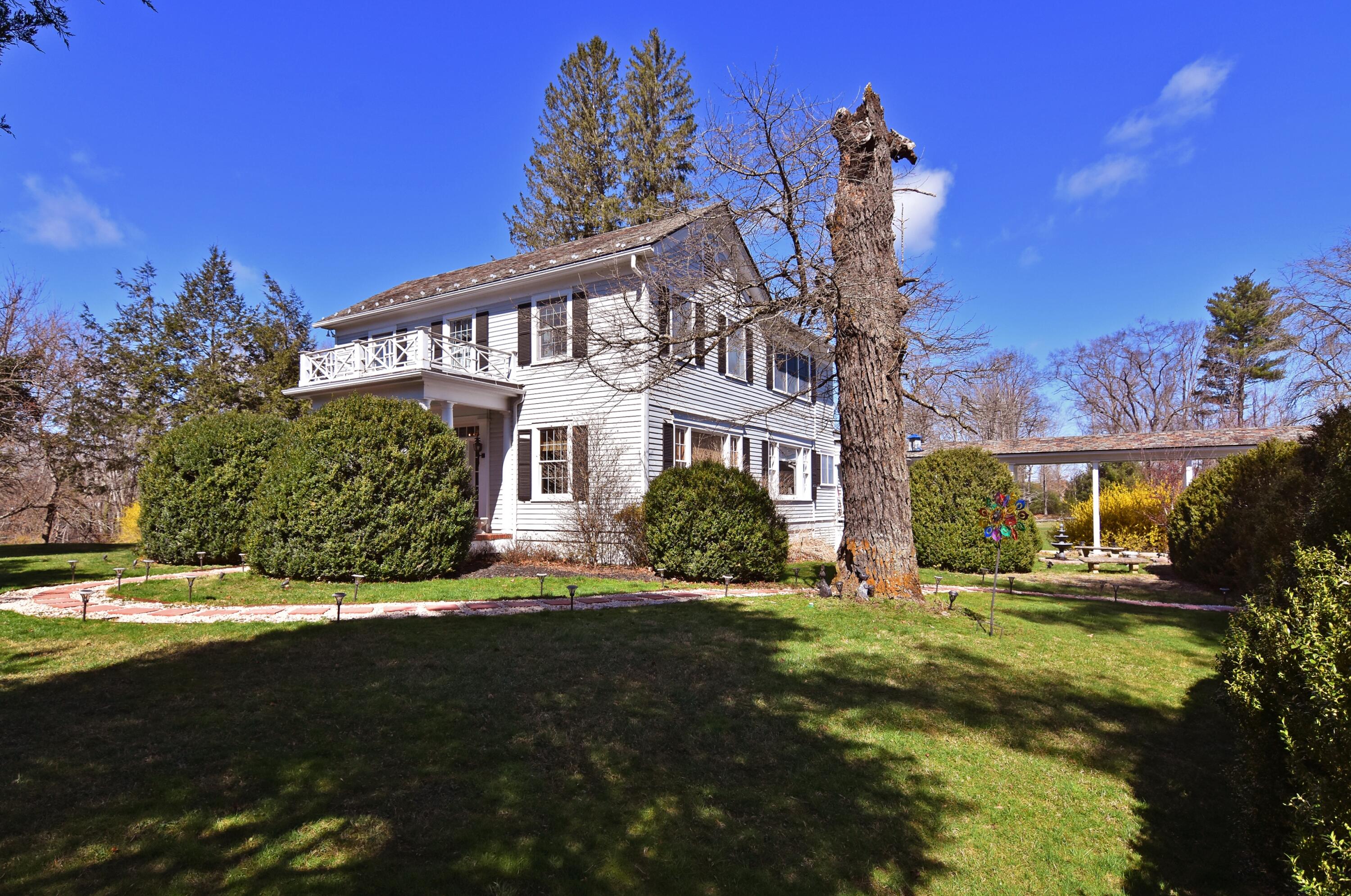 2141 E Washington St, Lewisburg, West Virginia image 10